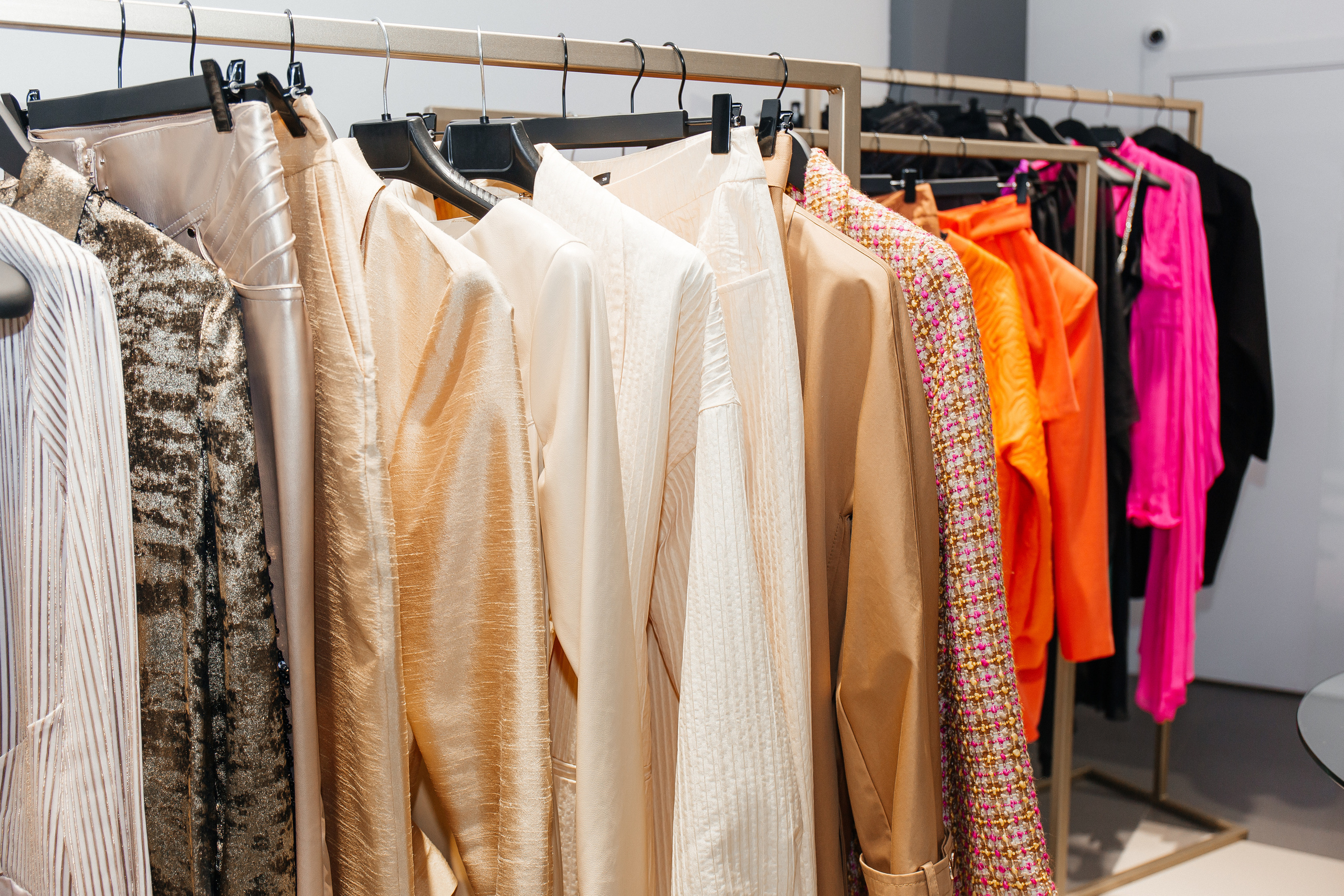 Sample. Для тех, кто не ждёт удачи, а создаёт её. Каждая фотосессия — это твой момент, твой стиль, твой успех. 📸