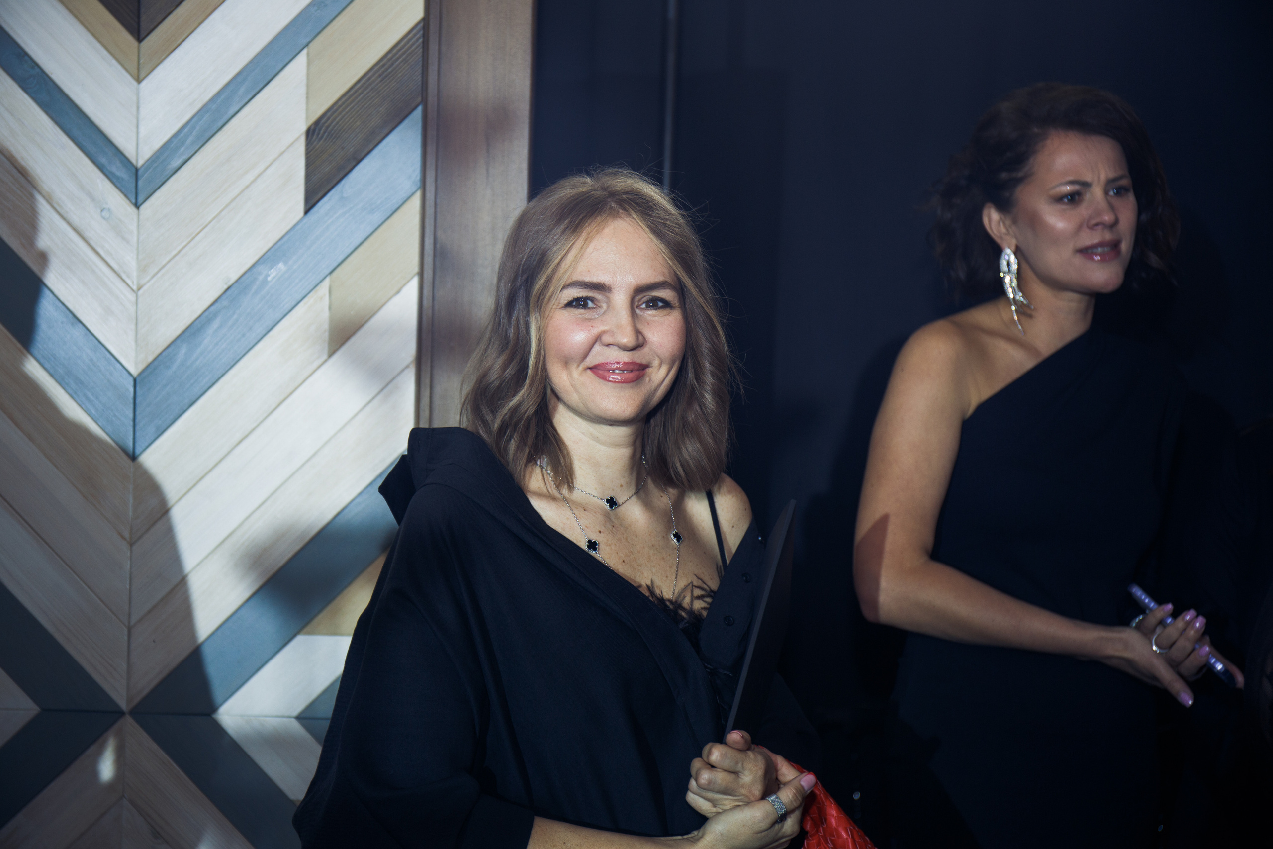 Сибирский металл. Для тех, кто не ждёт удачи, а создаёт её. Каждая фотосессия — это твой момент, твой стиль, твой успех. 📸