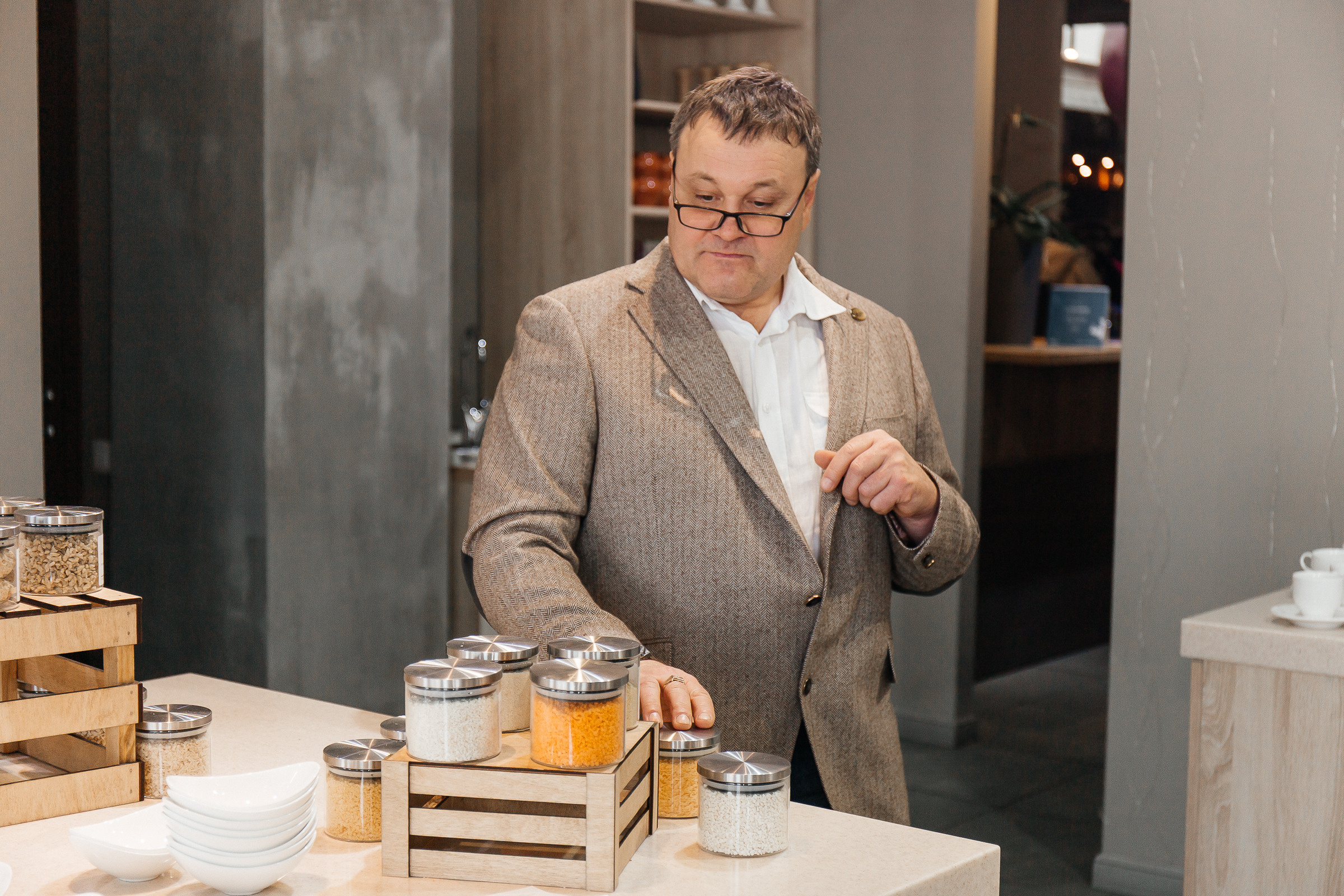 Аннетти. Для тех, кто не ждёт удачи, а создаёт её. Каждая фотосессия — это твой момент, твой стиль, твой успех. 📸