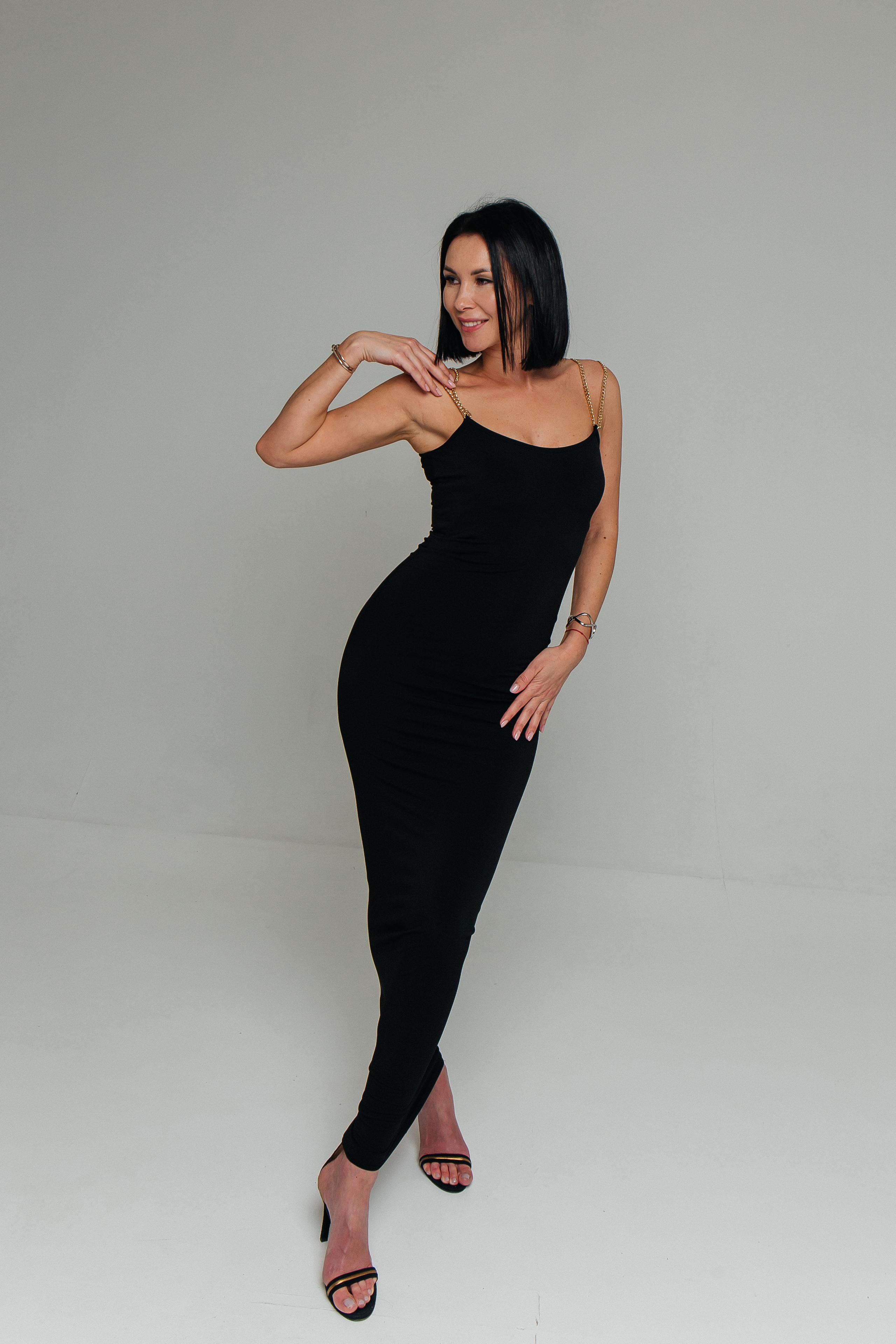 Циклорама. Для тех, кто не ждёт удачи, а создаёт её. Каждая фотосессия — это твой момент, твой стиль, твой успех. 📸