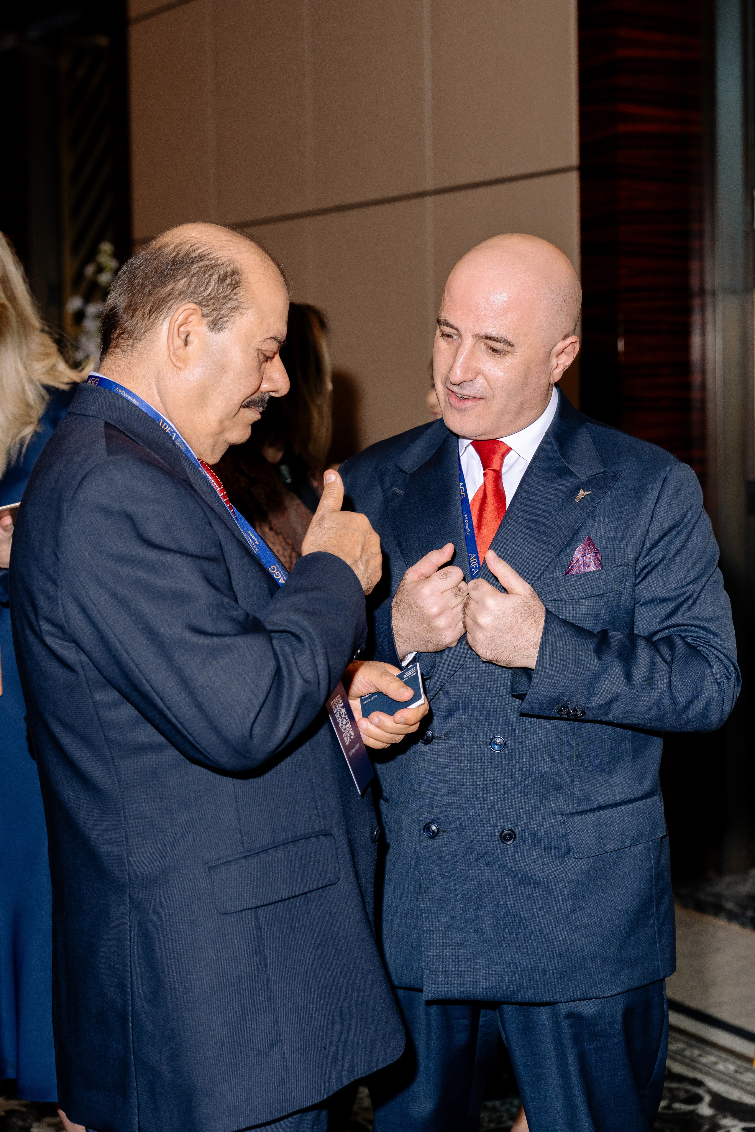 Форумы. Фотограф Альберт Адамян