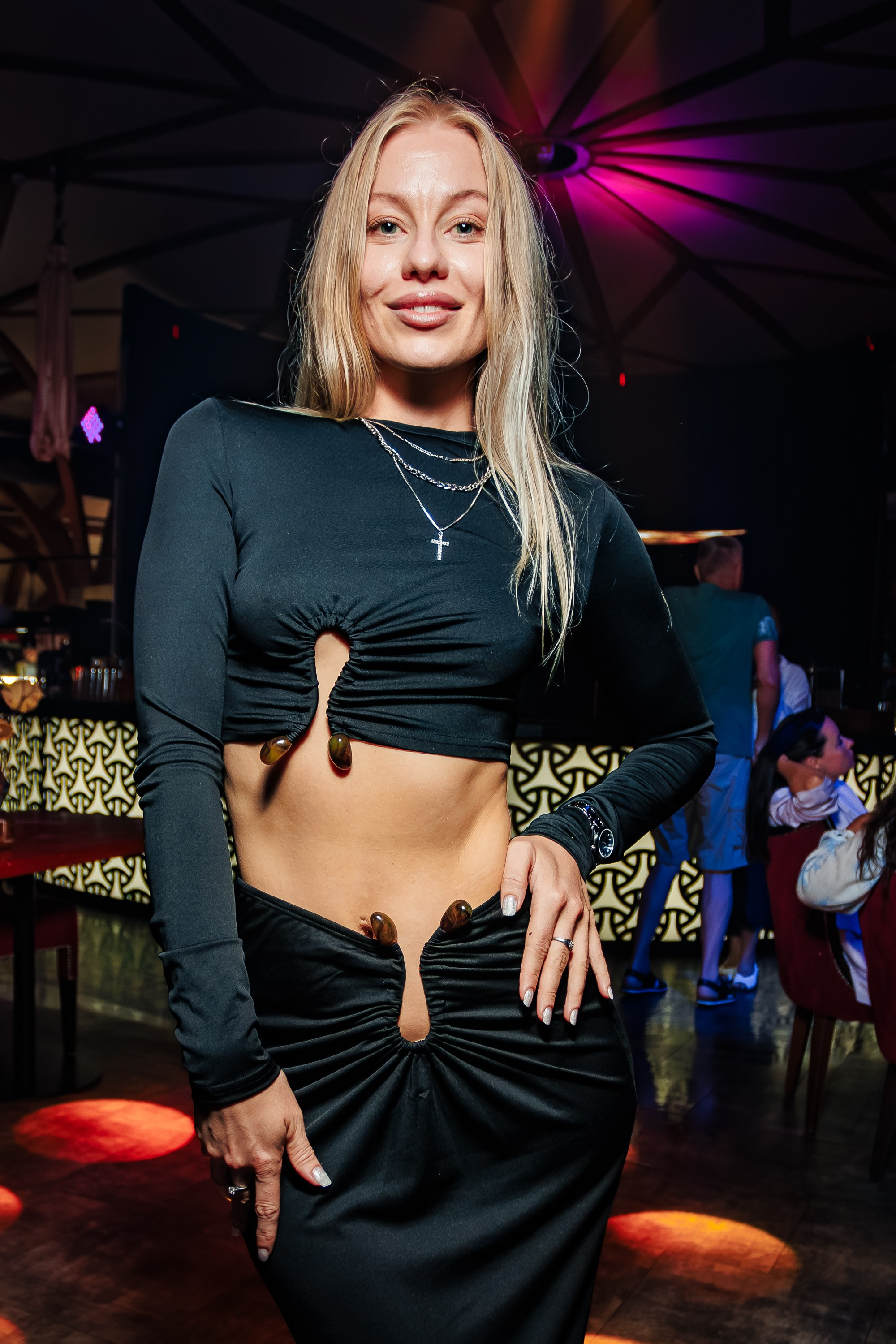 PTIZZA SHOW. Gold & Black in Ptizza Bar_Ялта_6.07.2025. Аминов Руслан | Фотограф