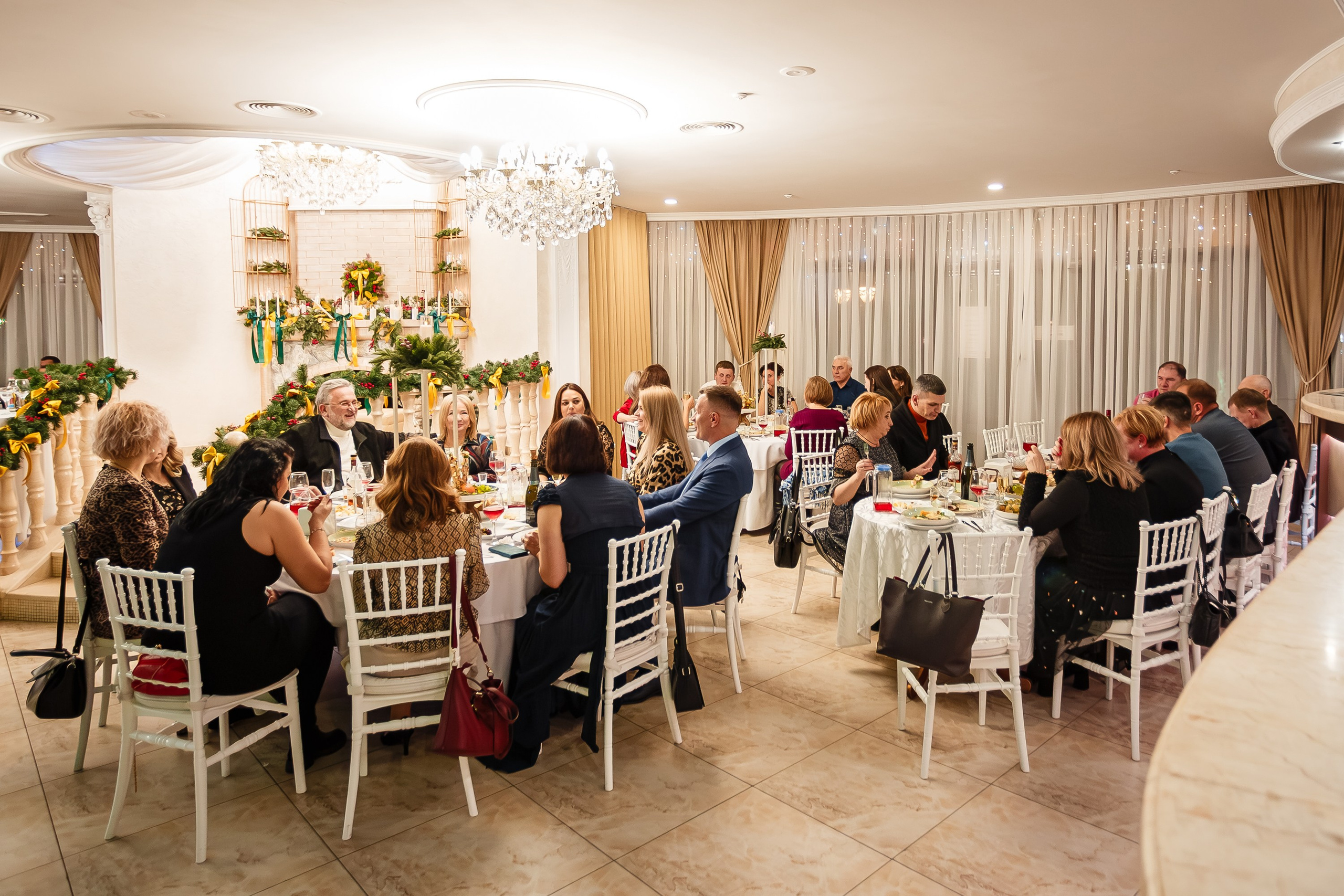 Новогодние корпоративы_Чистые пруды_Симферополь_28.12.2024. Аминов Руслан | Фотограф