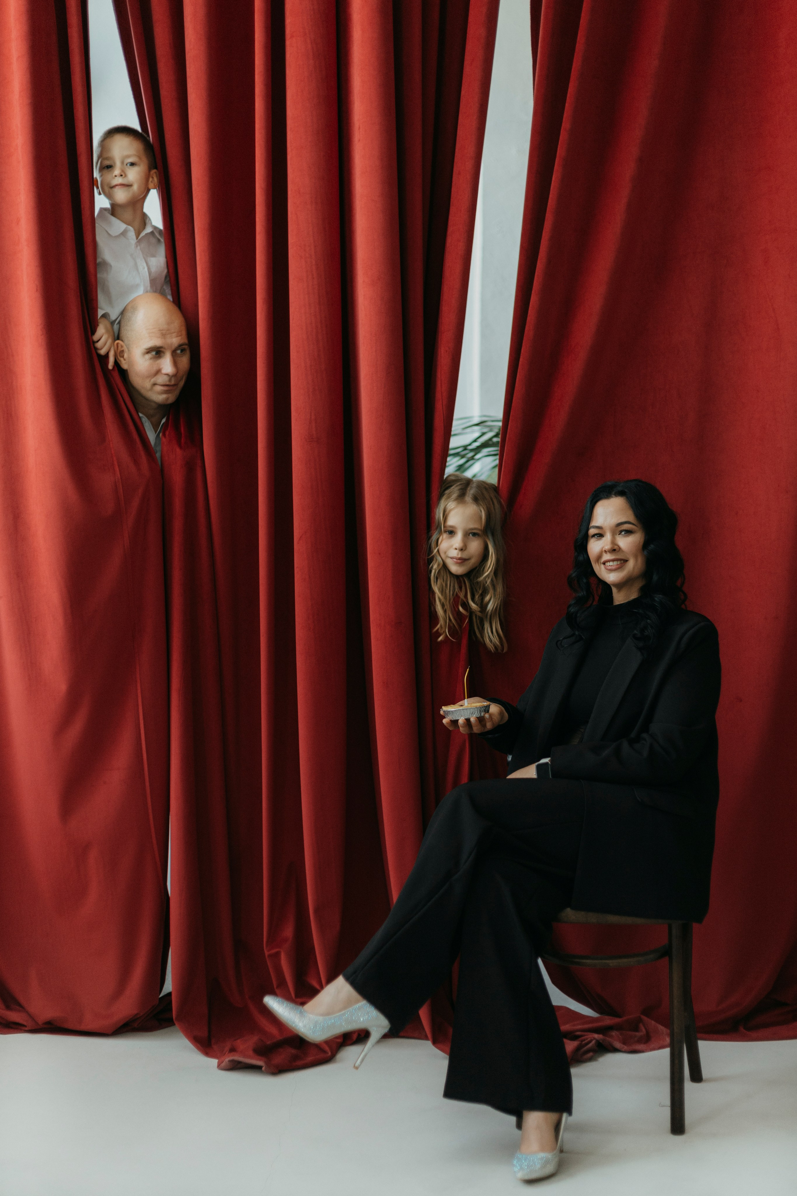 Студийная семейная фотосессия. Семейный и детский фотограф в Рязани Васюгова Мария