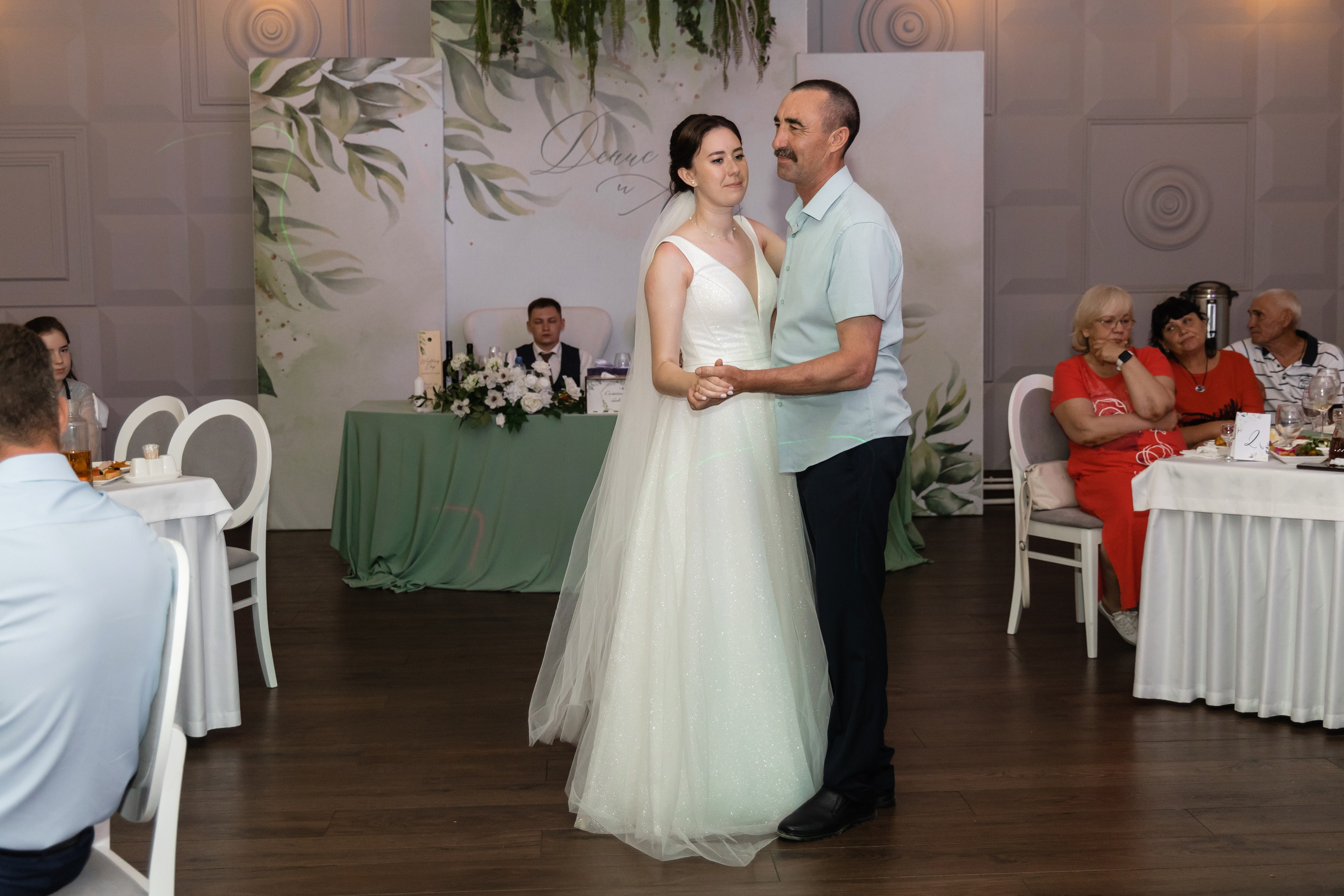 Алёна и Денис (полный день). Фотограф в Барнауле Юлия Садвокасова