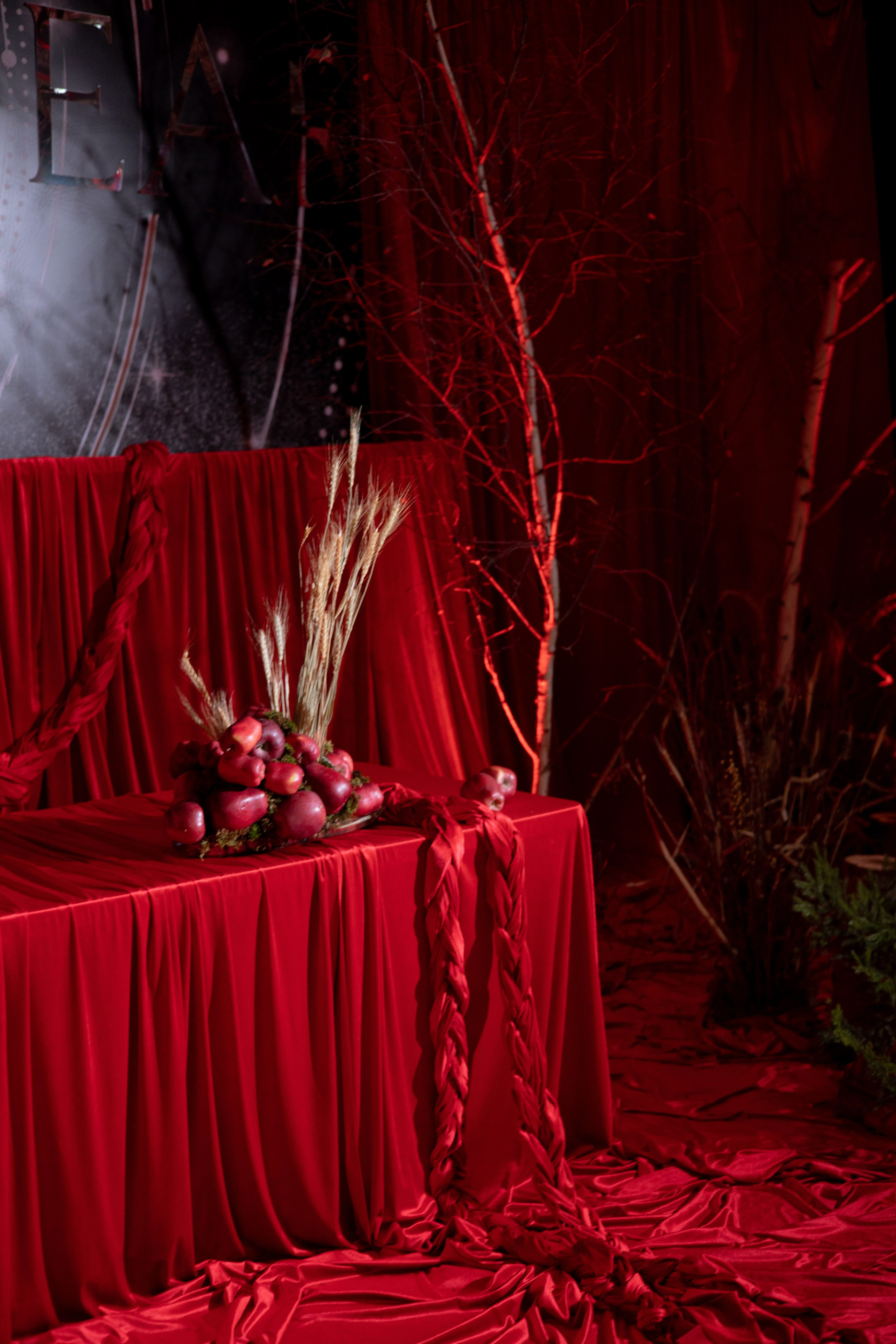 Новогодний корпоратив в фольклорном стиле. Особняк Лемана. Оформление свадеб, декор свадеб Вера Маркова, Москва