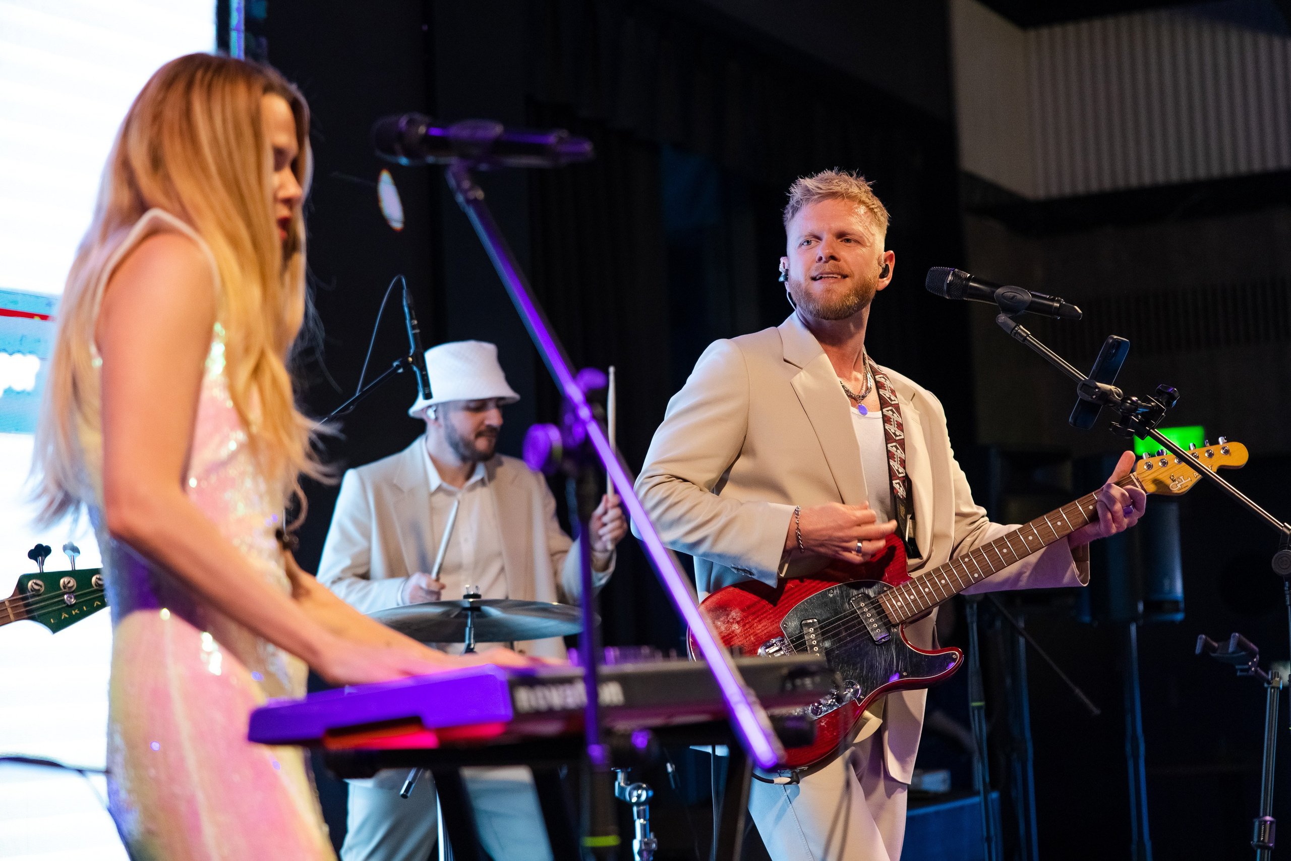 Презентация Infinix. Свадебный репортажный фотограф в Москве