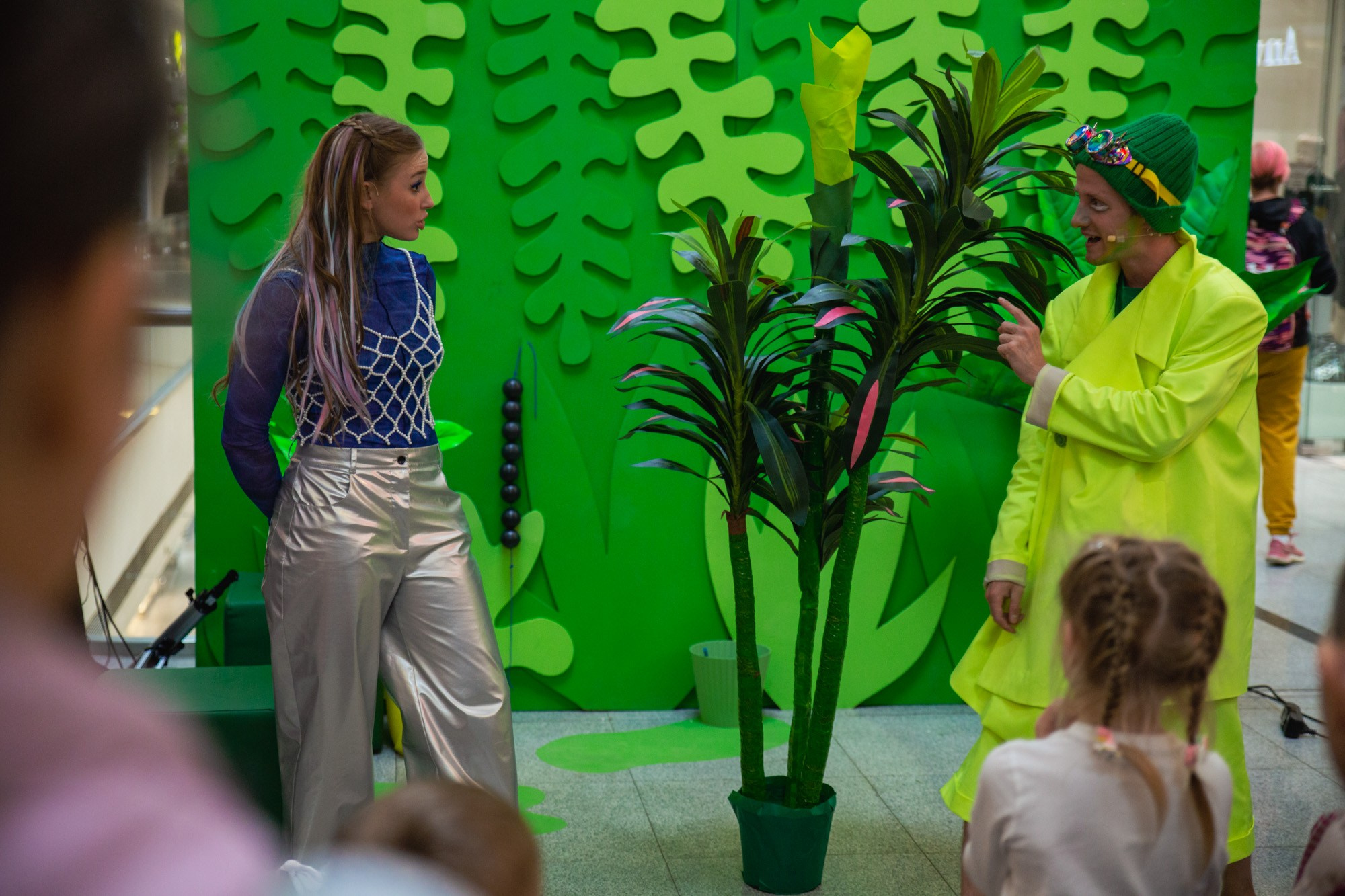 Сказка в ТЦ Океания. Репортажный и концертный фотограф в Москве Анастасия Осень