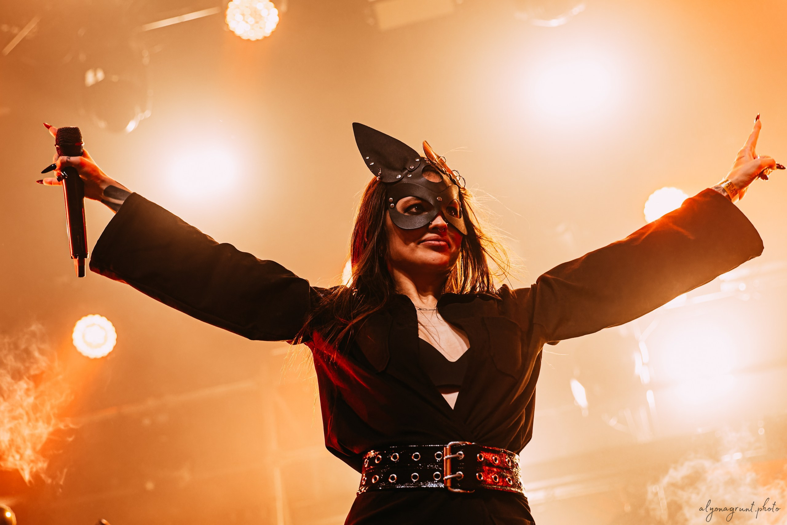 Пневмослон, фоторепортаж СПб, A2,17.10.2025. Алена Адрианова: фотограф в Санкт-Петербурге