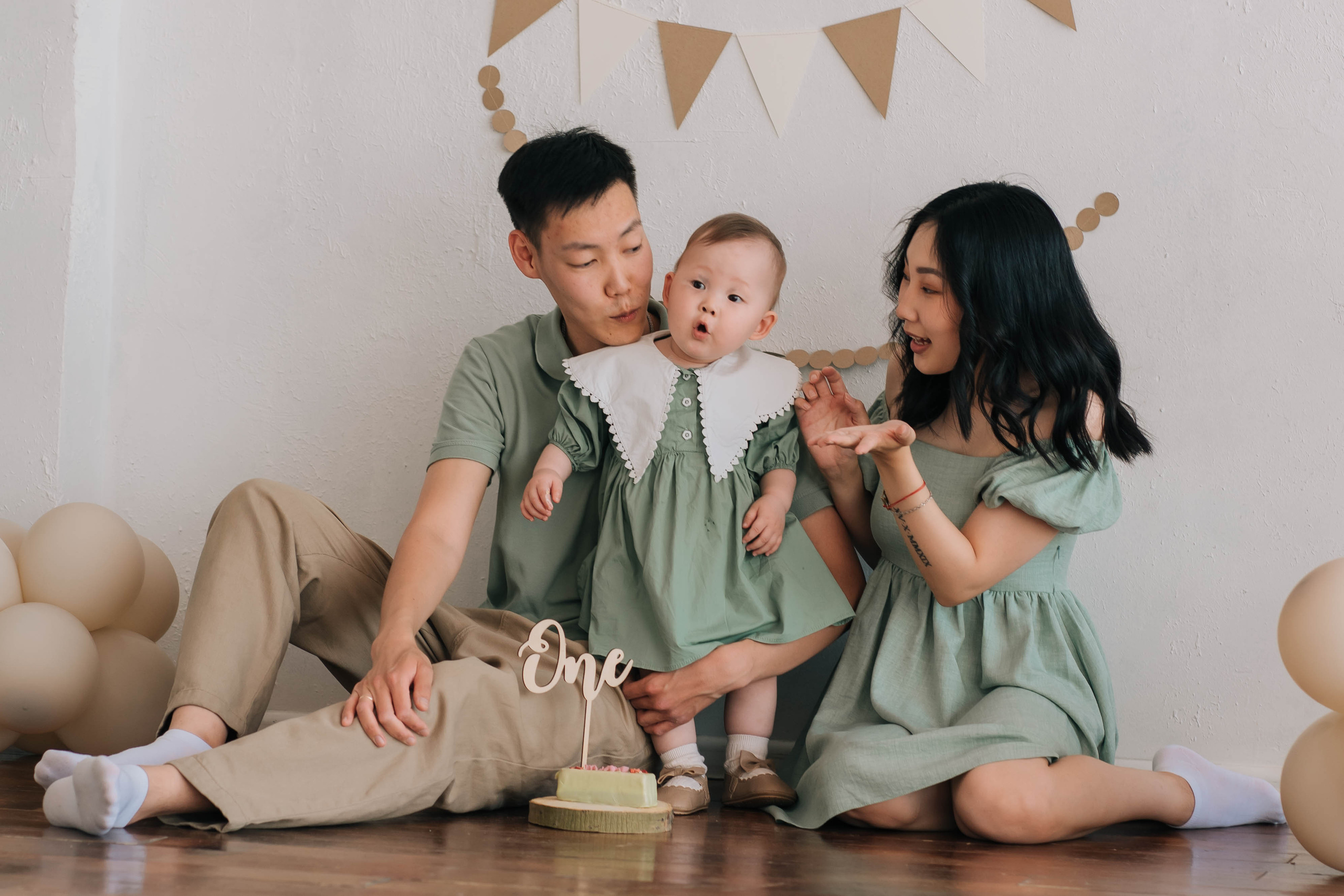 Мия, Вика и Алдар. Евгения Арефьева — свадебный и портретный фотограф в Чите