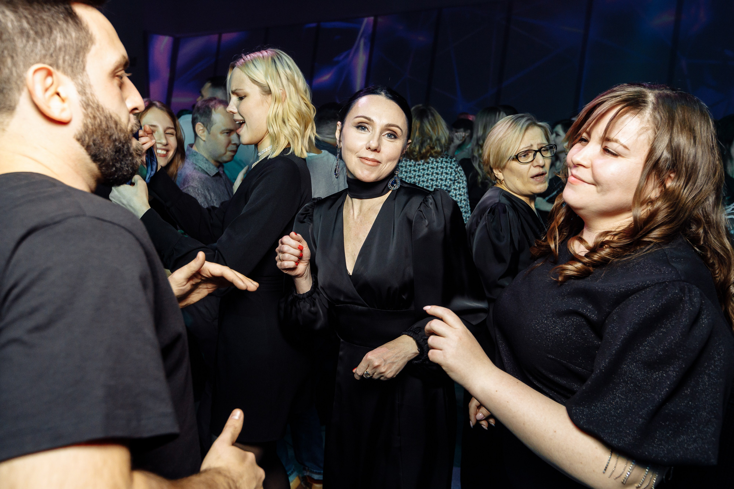 Корпоратив ПолСтраны. Свадебный и портретный фотограф в Королёве Сергей Чихарев