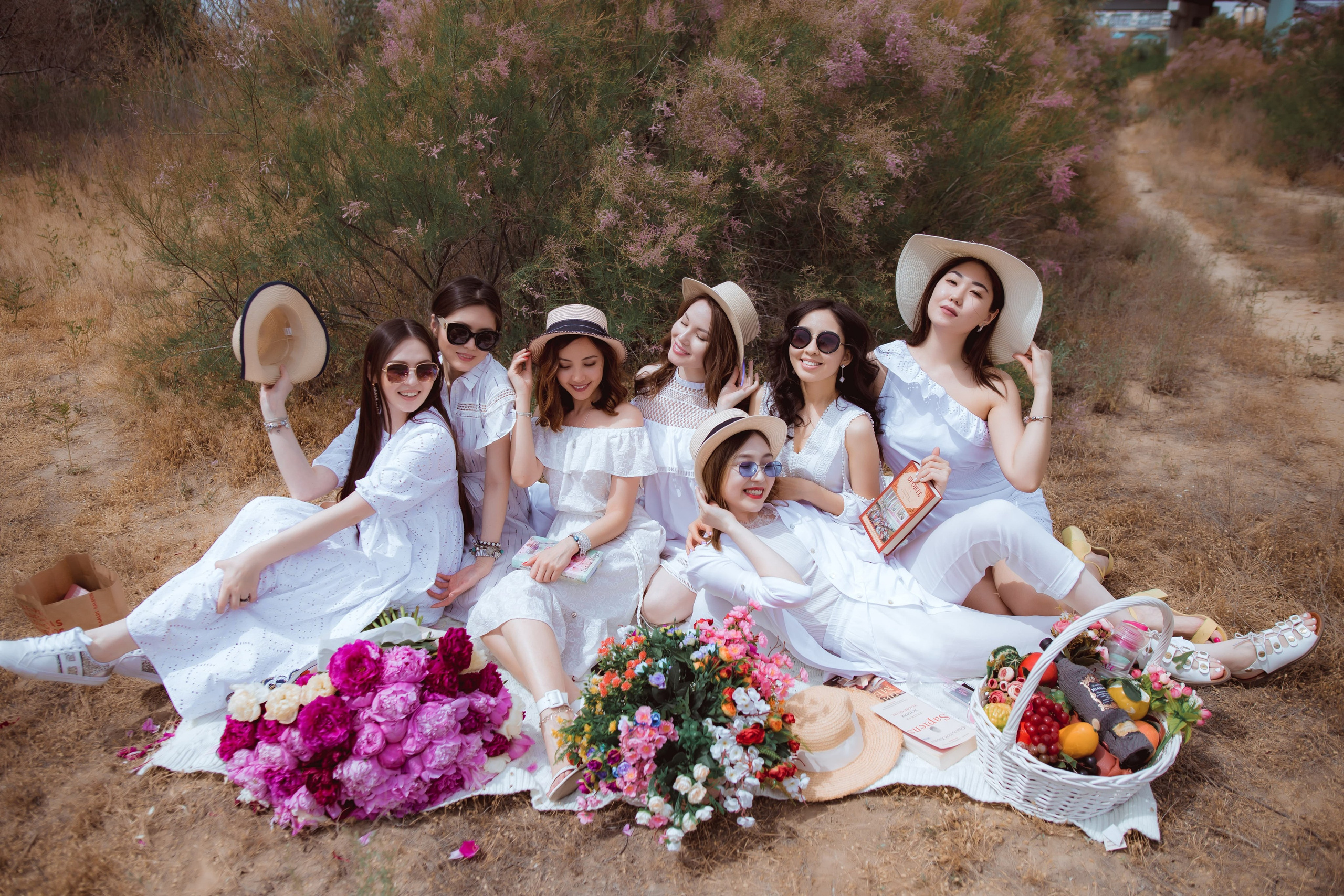 Портрет. Фотостудия в Атырау | Фотограф атырау, Видео, Дрон, съемка в атырау Контент для Бизнеса»