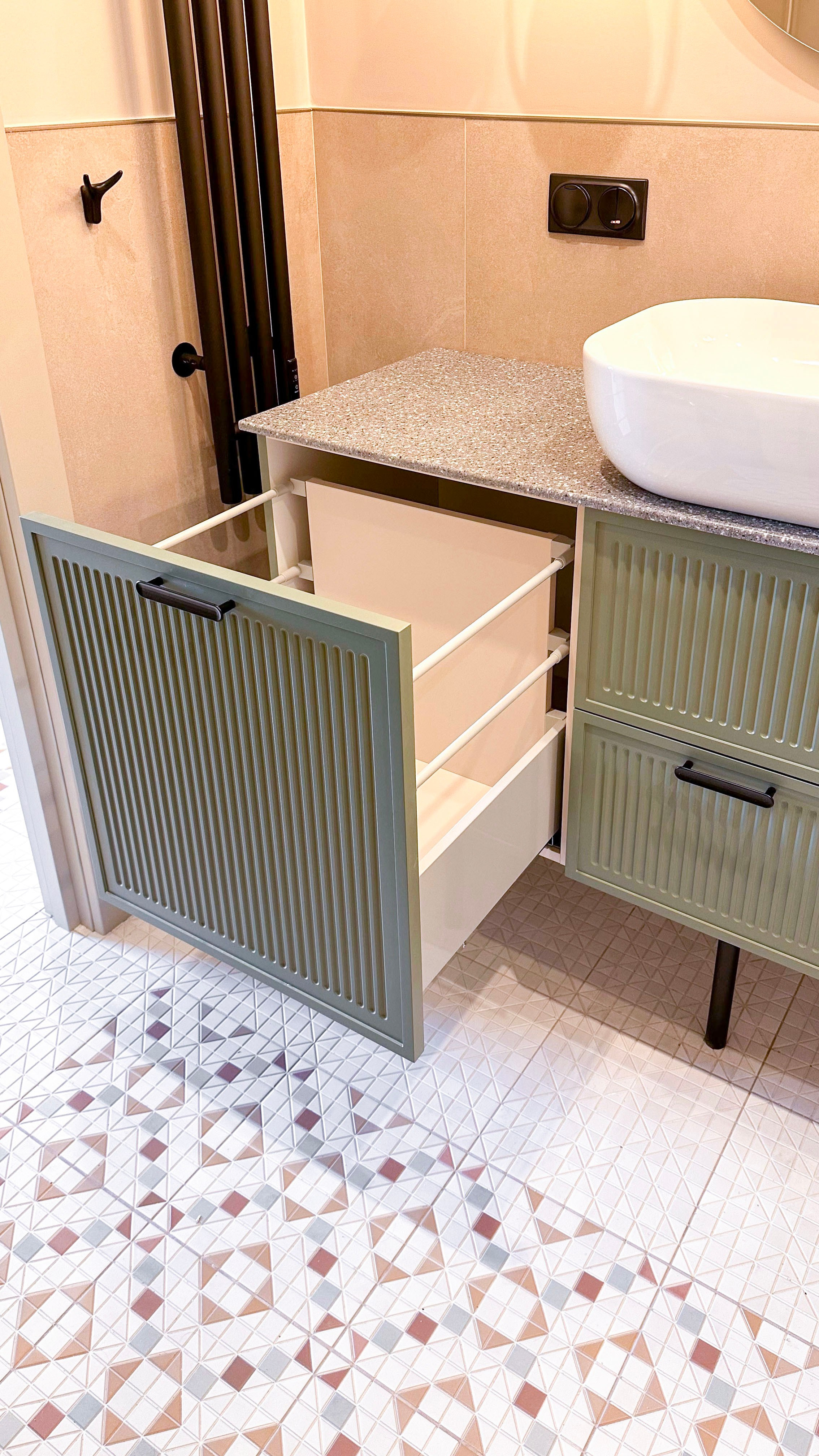 Мебель в ванные комнаты по индивидуальным размерам и дизайну