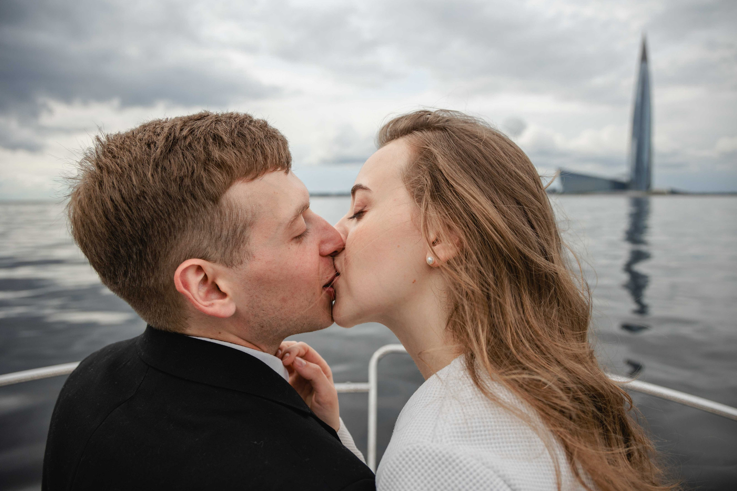 Wedding photographer Saint-Peterburg — живые свадебные фотографии. Pozdnishevkirill