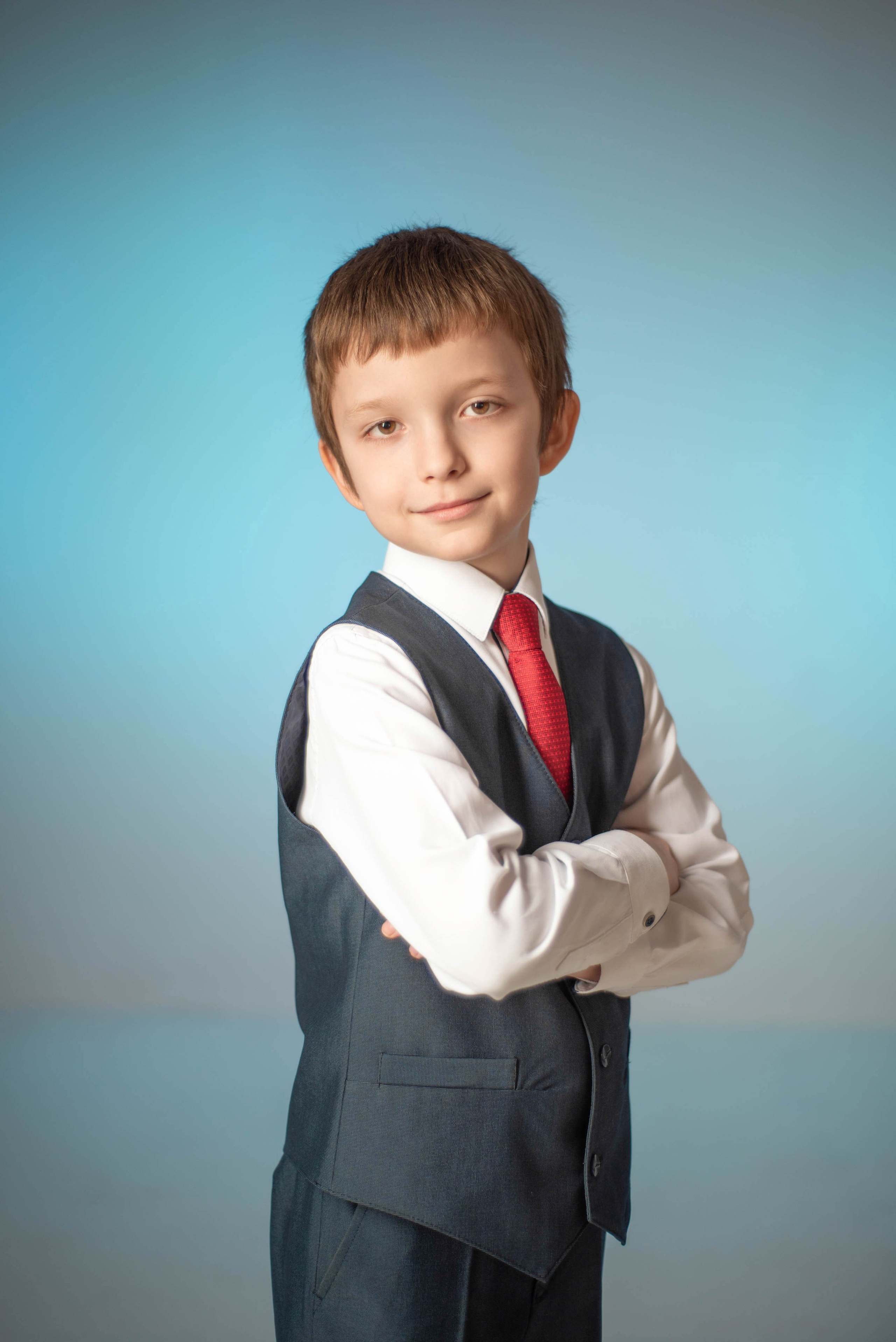 Книга для выпускника начальной школы «Геометрия». Выпускные альбомы в Тюмени для школ, садов, вузов спортивных секций