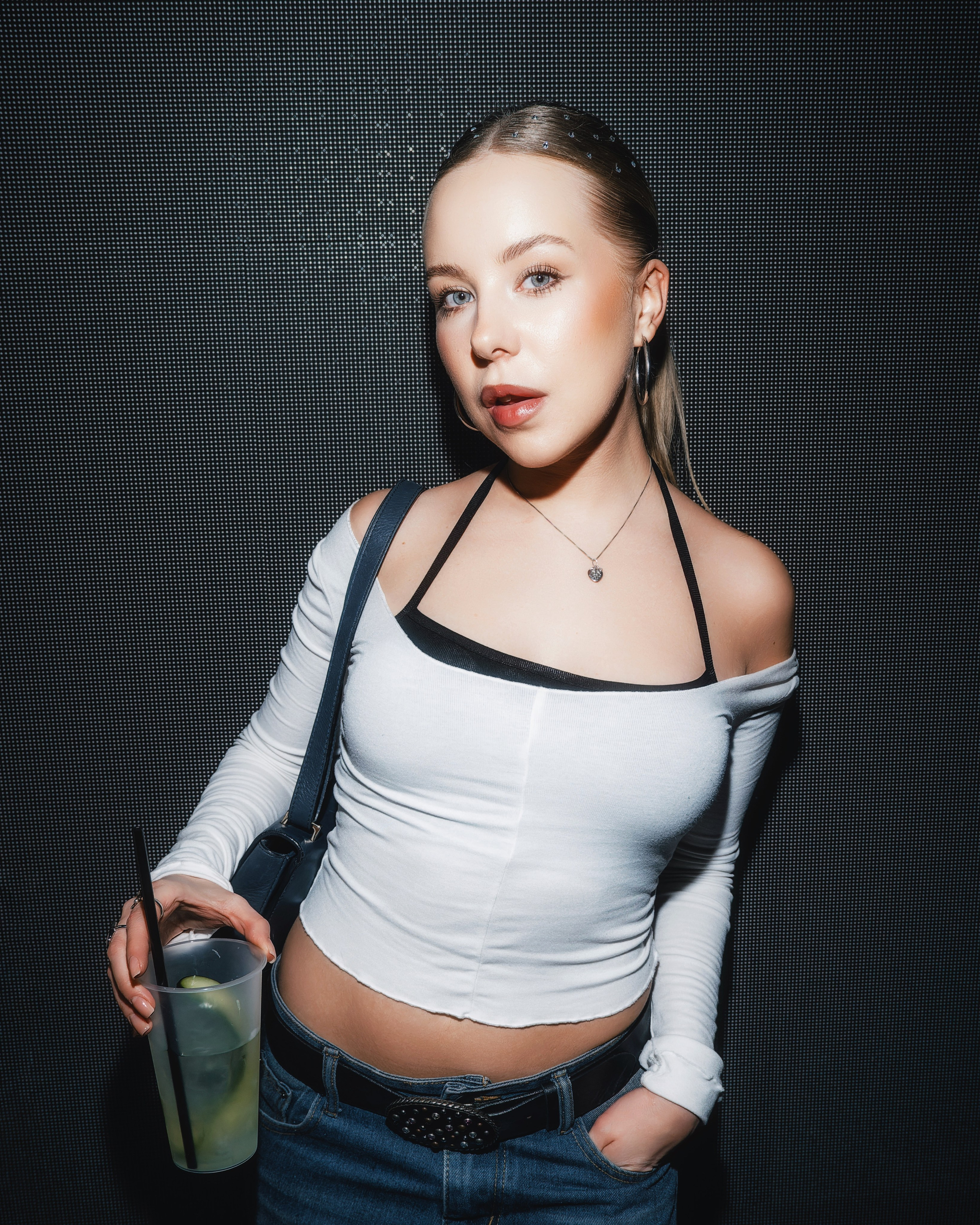 AVG x Desiigner в Tau 21.02.2025. Репортажный фотограф и видеограф в Москве