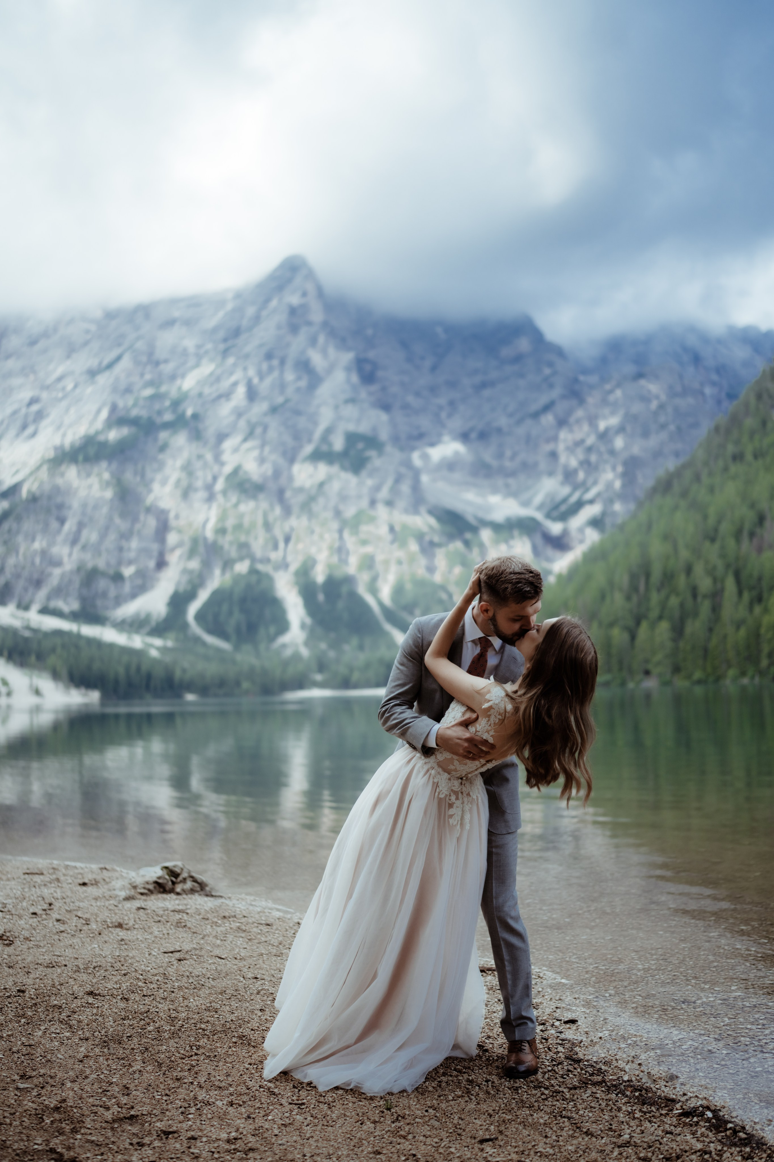 LAGO DI BRAIS| ITALY. Elopement Wedding Photographer