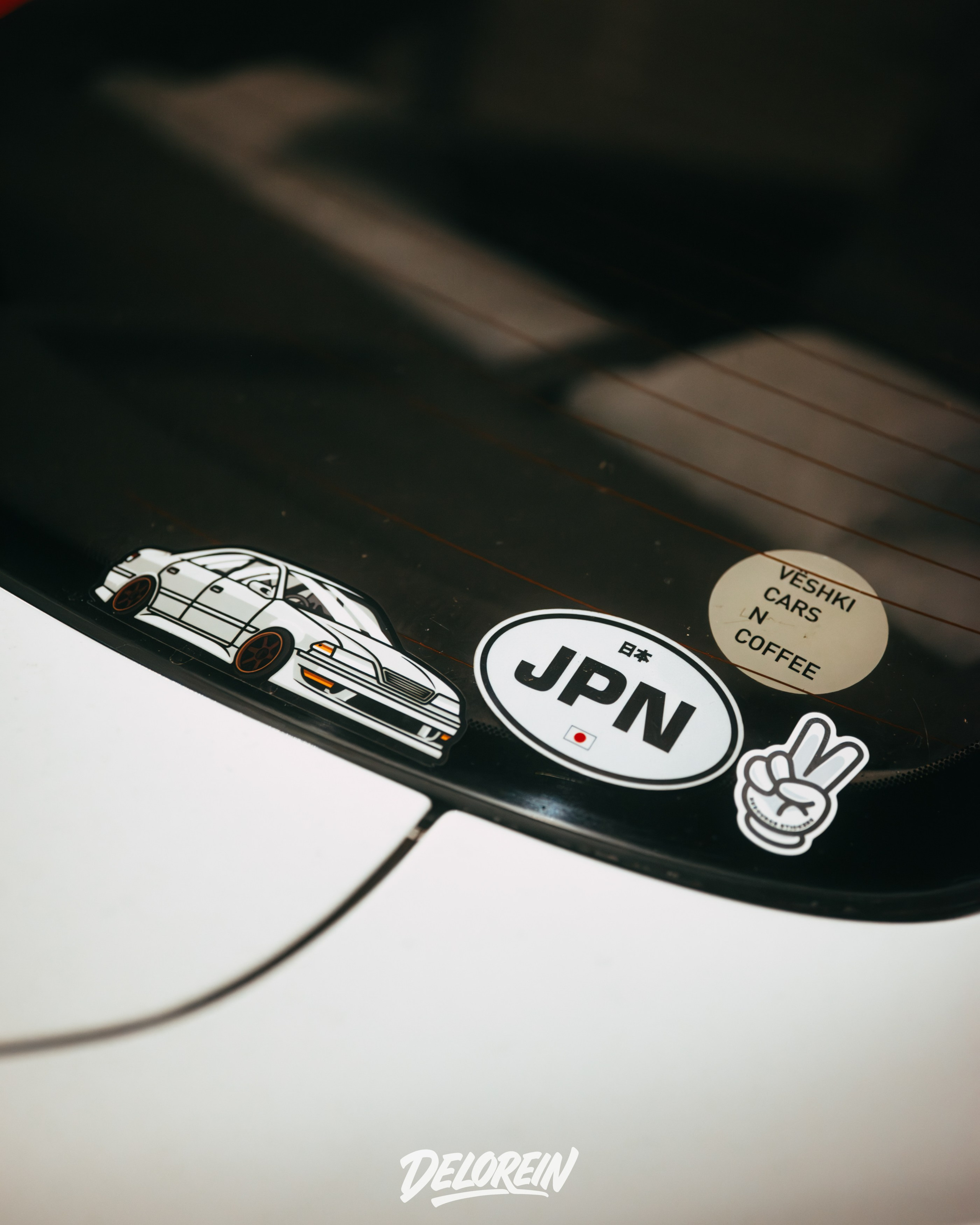 Leroy Meet. DeLorein