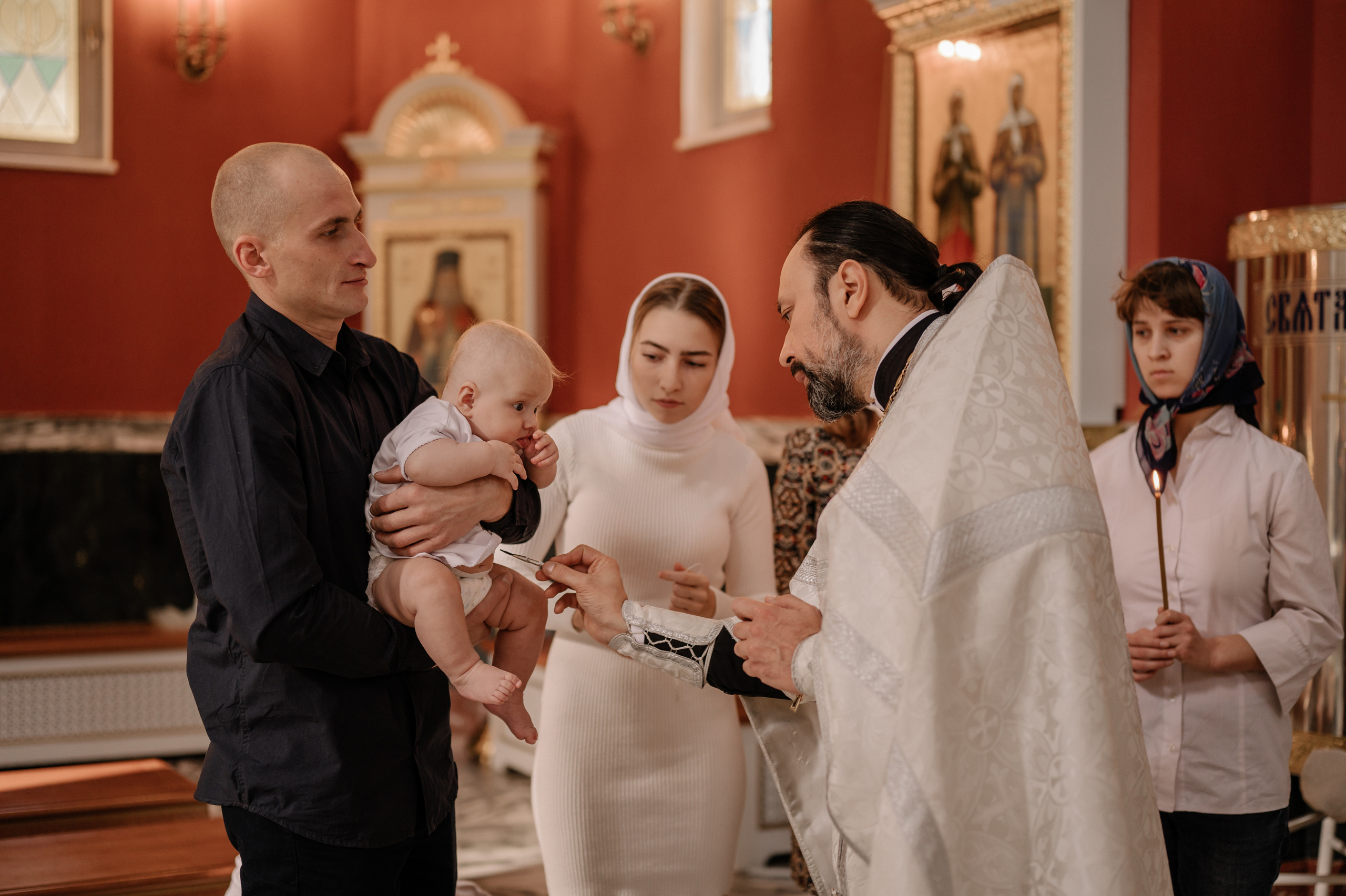 Настя — храм «Спас на Каменке». Дьяконова Валерия семейный и детский фотограф в Санкт-Петербурге