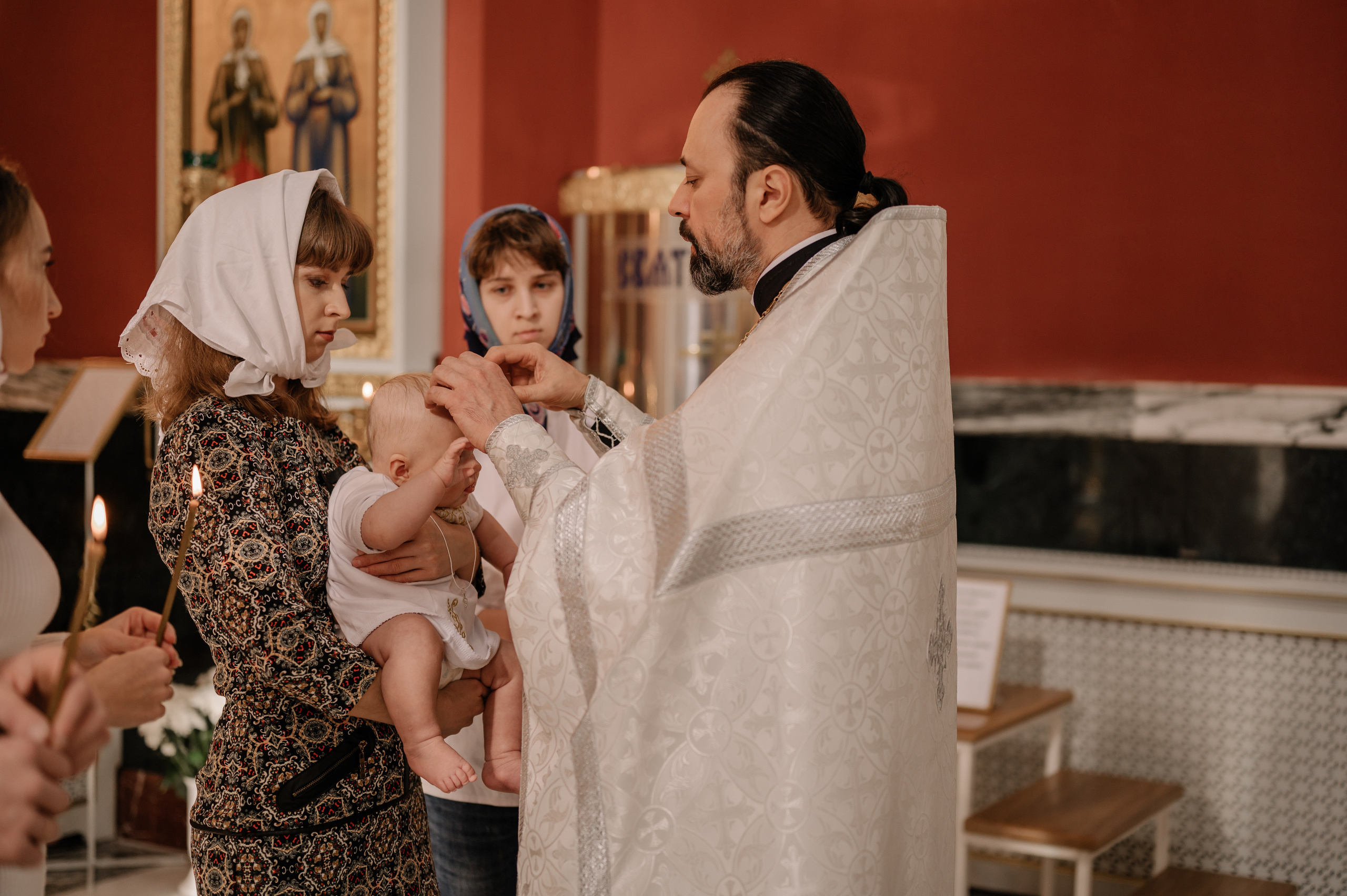 Настя — храм «Спас на Каменке». Дьяконова Валерия семейный и детский фотограф в Санкт-Петербурге