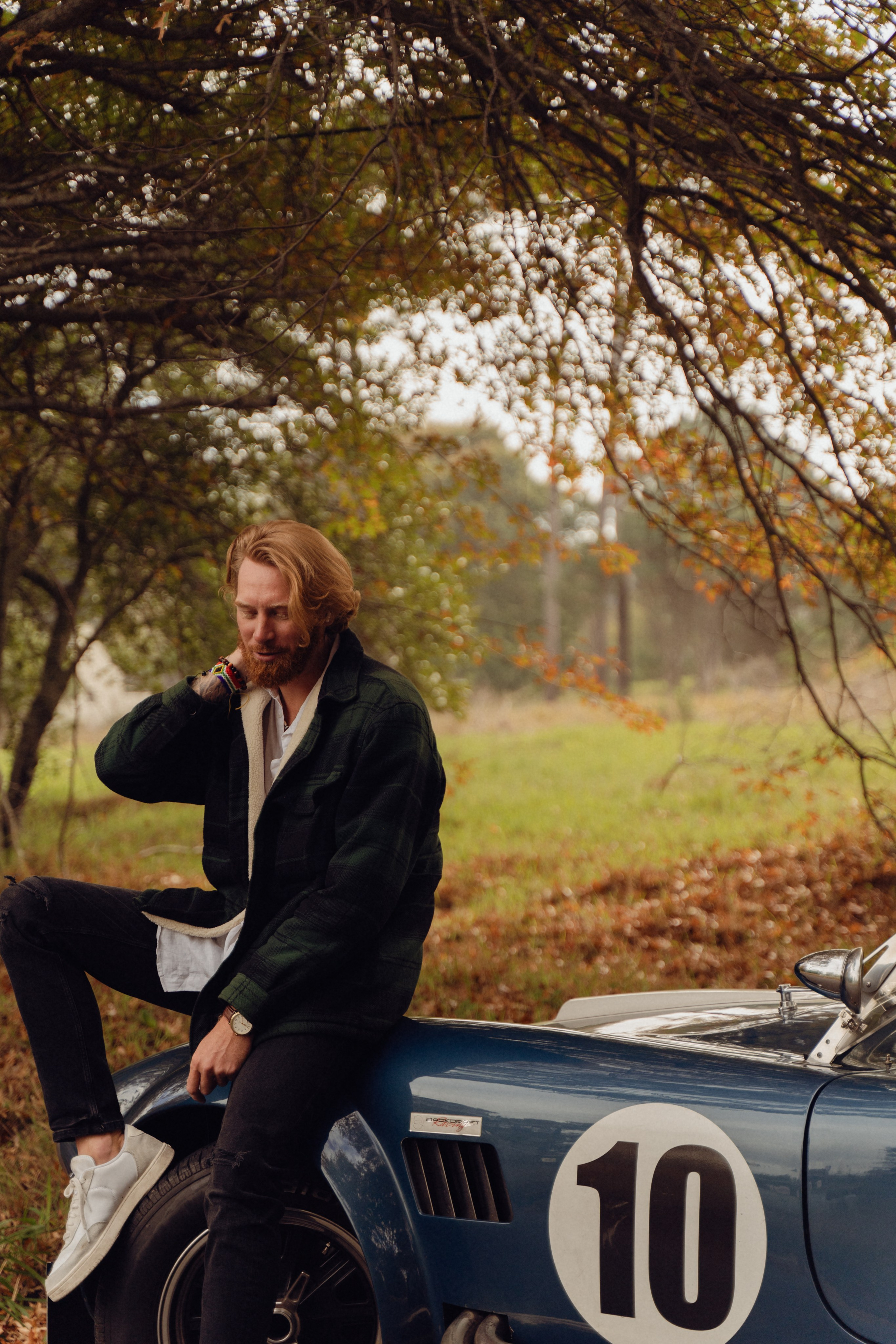 Autumn road. Фотограф в Кейптауне