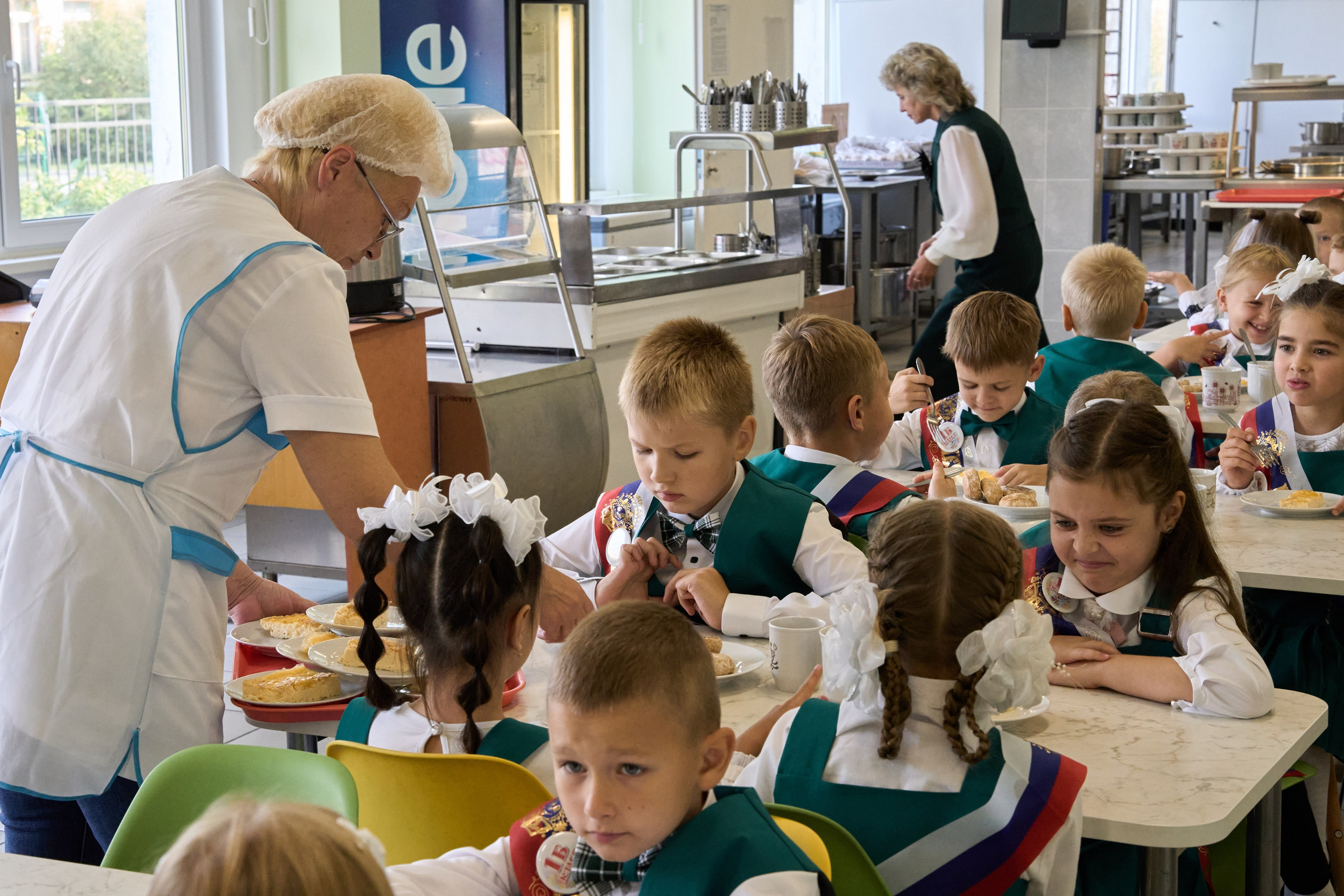 Школьная линейка. 1«Б». Фотограф в Санкт-Петербурге Настя Атом