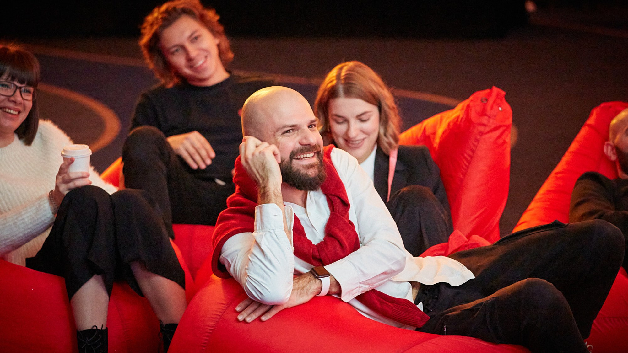 Фотограф на корпоративе BACARDI Golden Bat — репортажная съёмка в Москве. Репортажный фотограф в Москве — Дмитрий Тарасов | Съёмка мероприятий, концертов, корпоративов