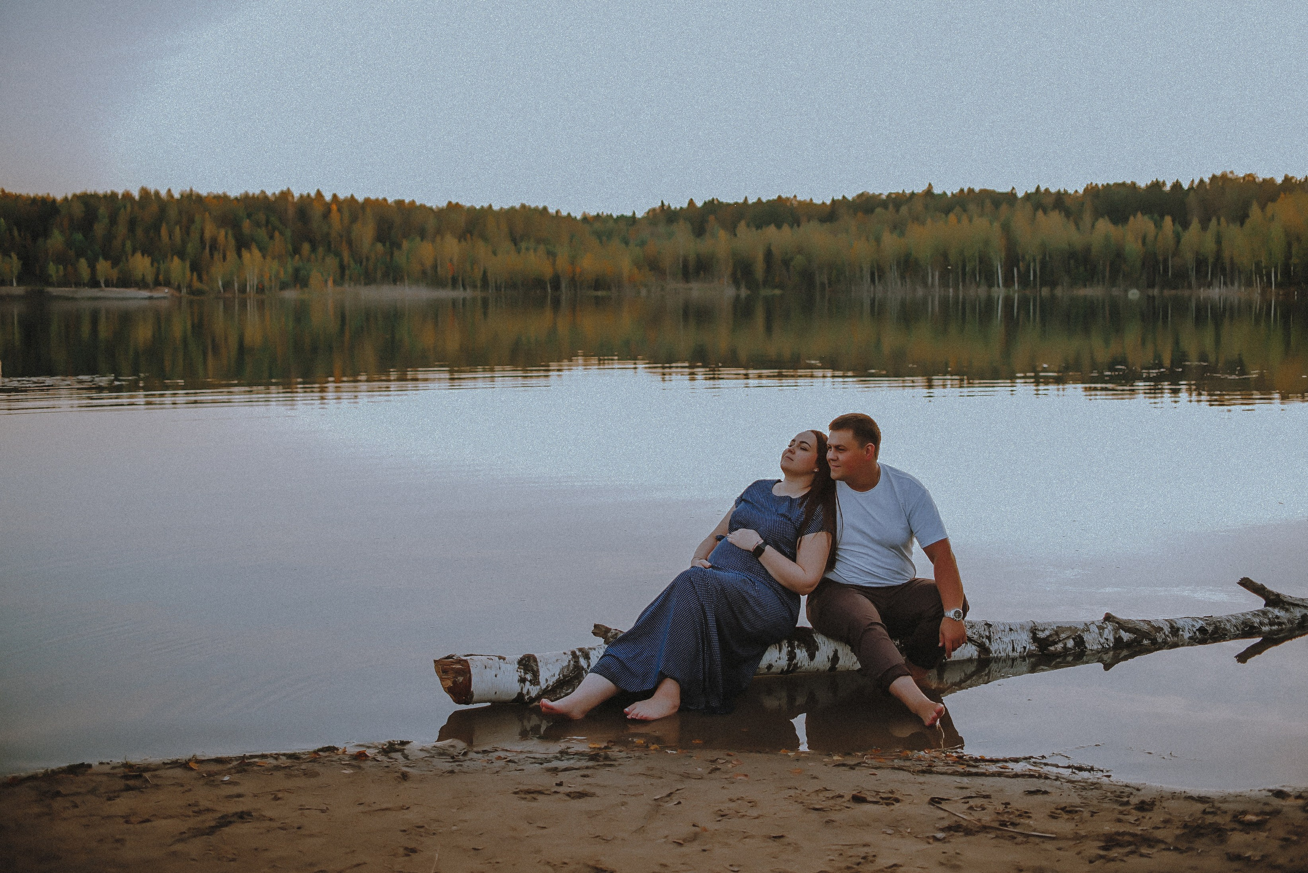 Озеро в лесу. Свадебный и семейный фотограф в Москве Сажина Кристина КиМ. Свадебный оператор в Москве Сажин Максим