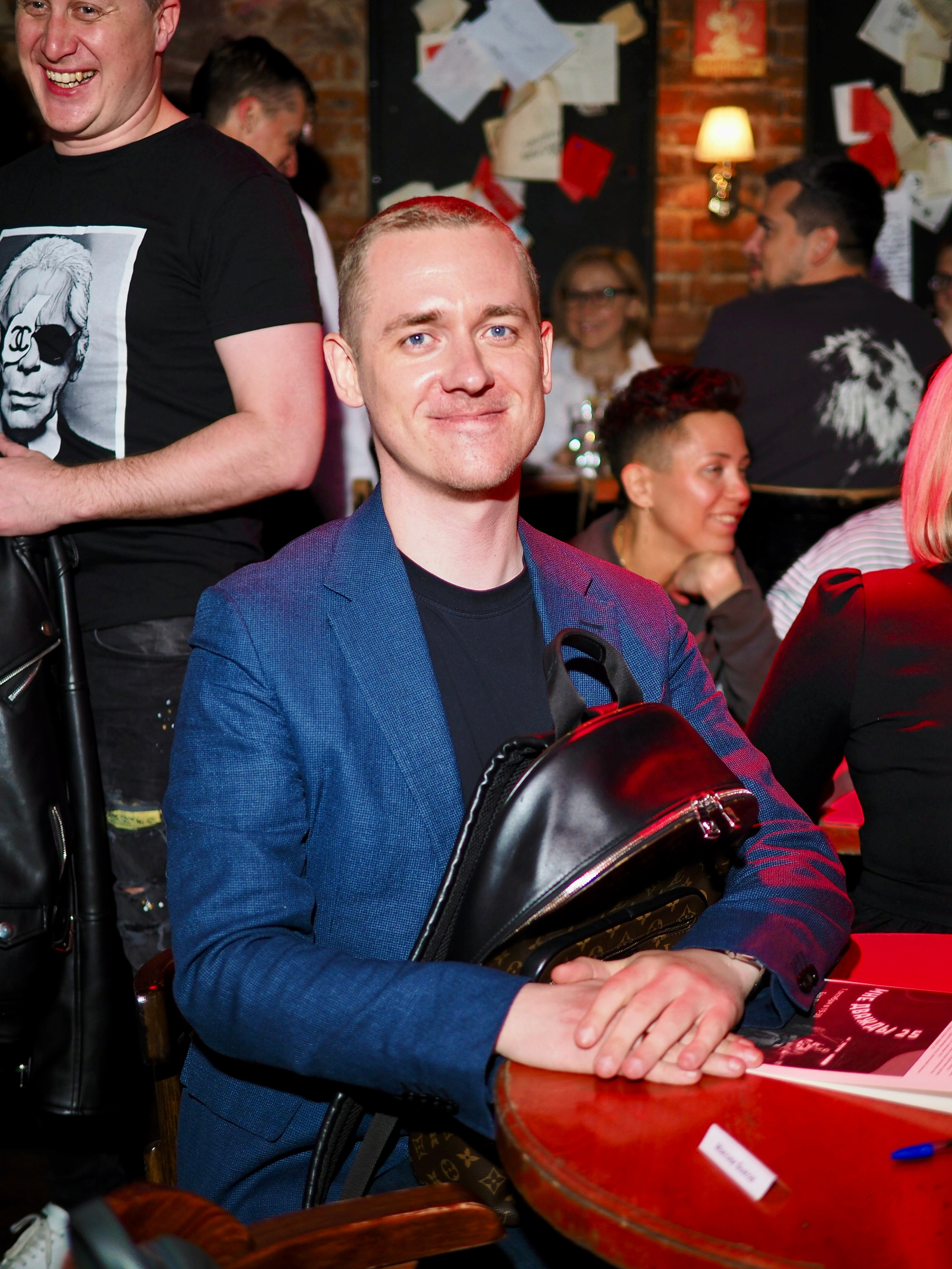 DeFaqto 01.10.2024. Московская кавер-группа BankBand