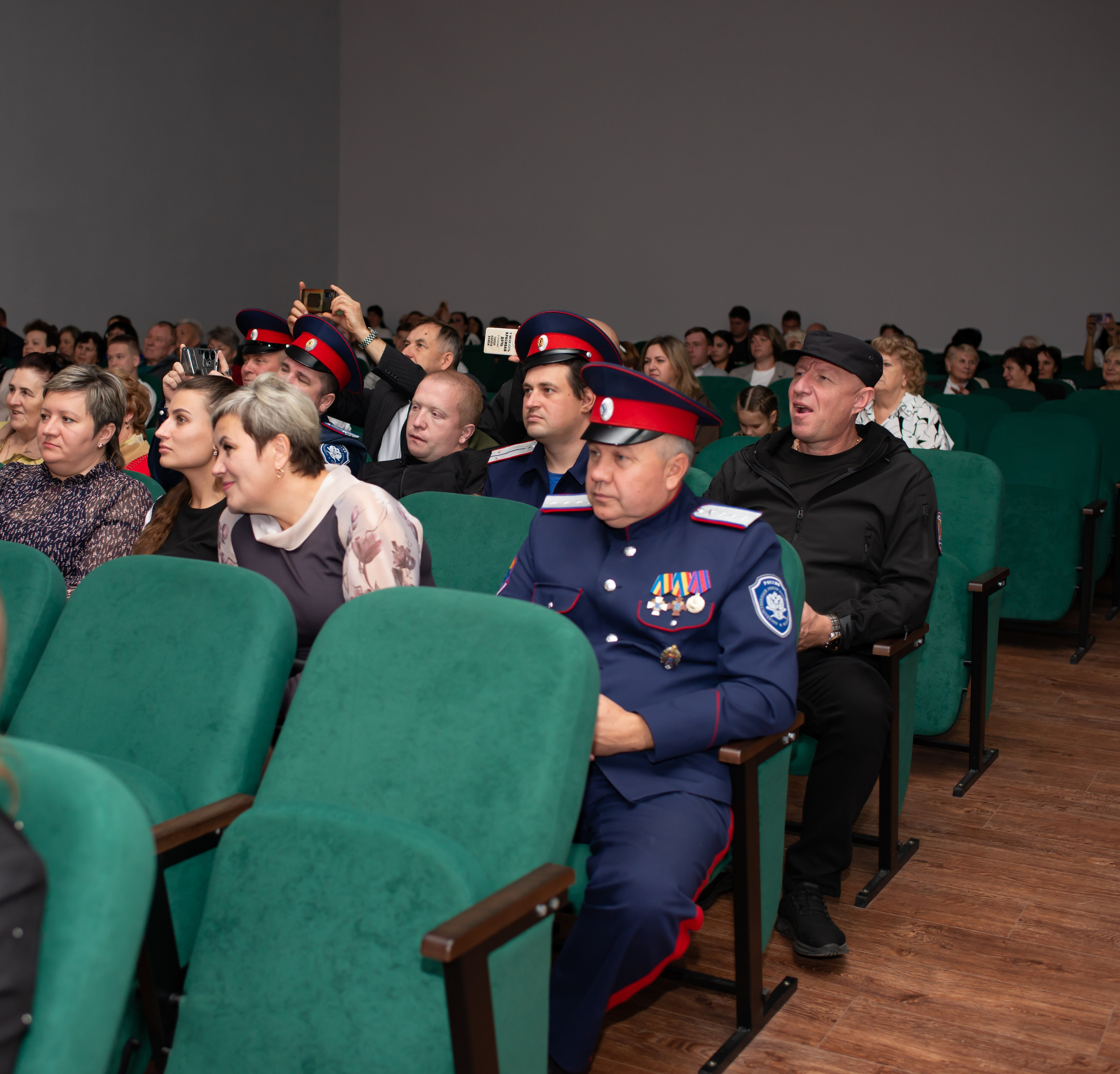 320-летие ст. Кривянской_МБОУ СОШ 72_13.10.2025. Фотограф_Юлия Симонова