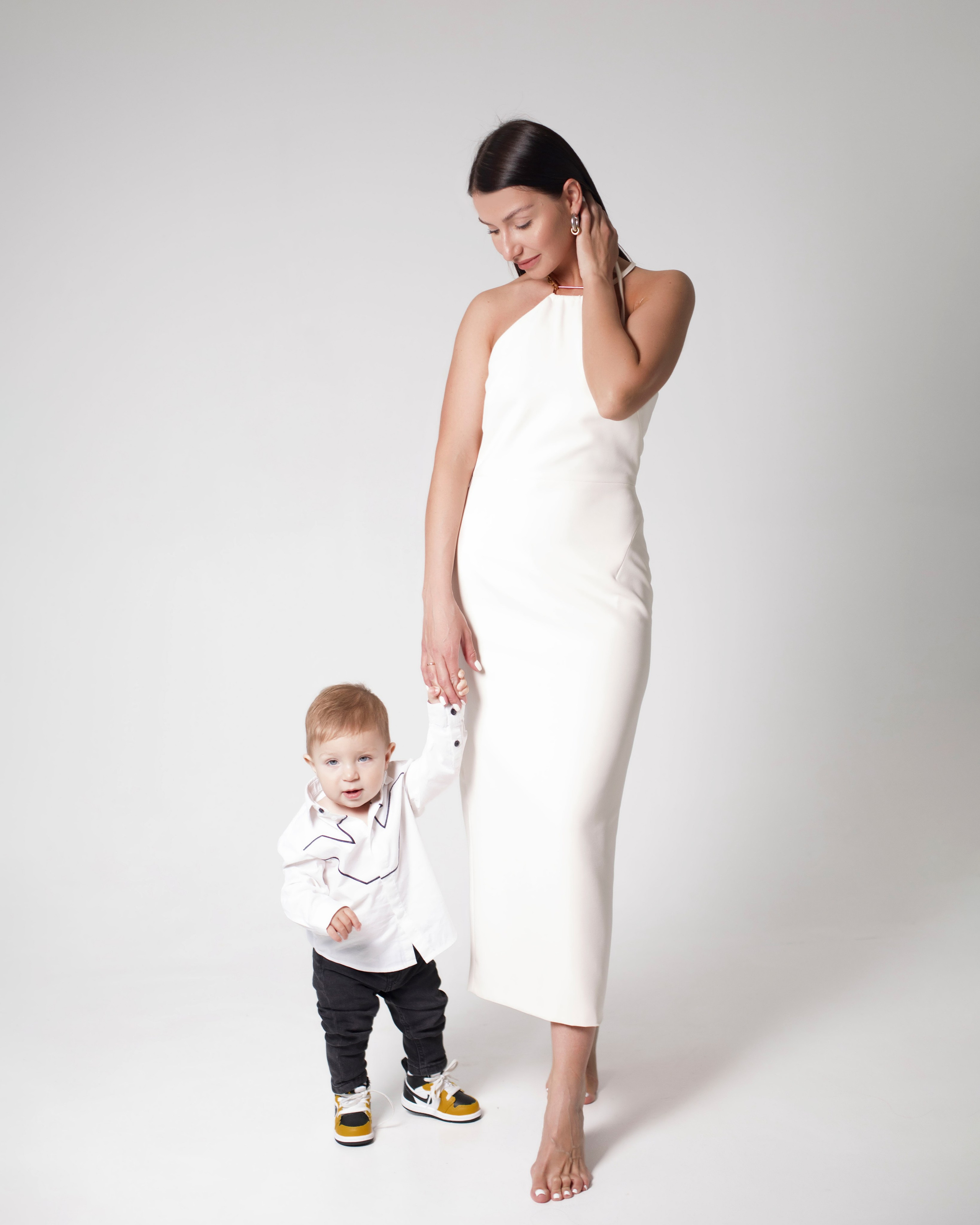 Маша, Арина, Артем. Главная