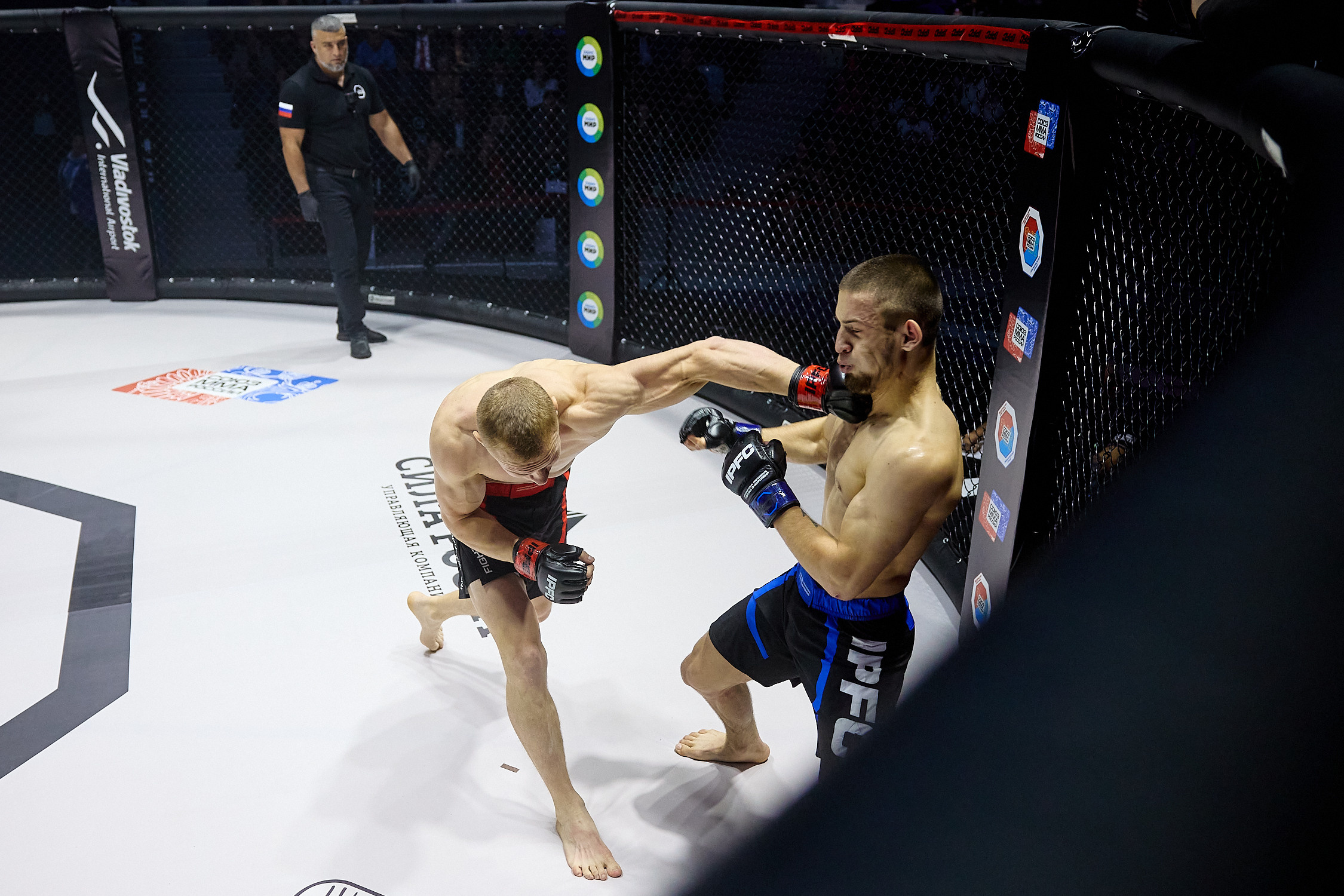 Фотограф спортивный репортаж Владивосток репортажная съёмка Приморский край фотосъёмка спорт