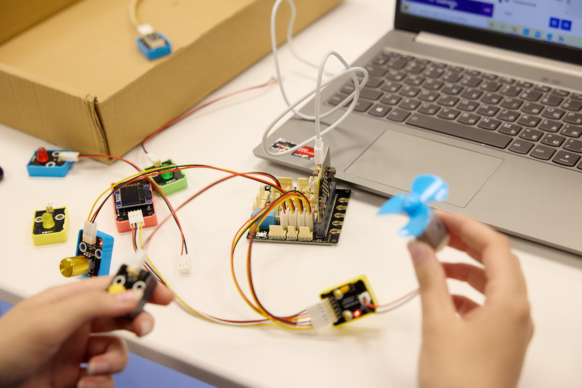 Фотограф репортаж Владивосток репортажная съёмка Приморский край фотосъёмка образование конференция форум