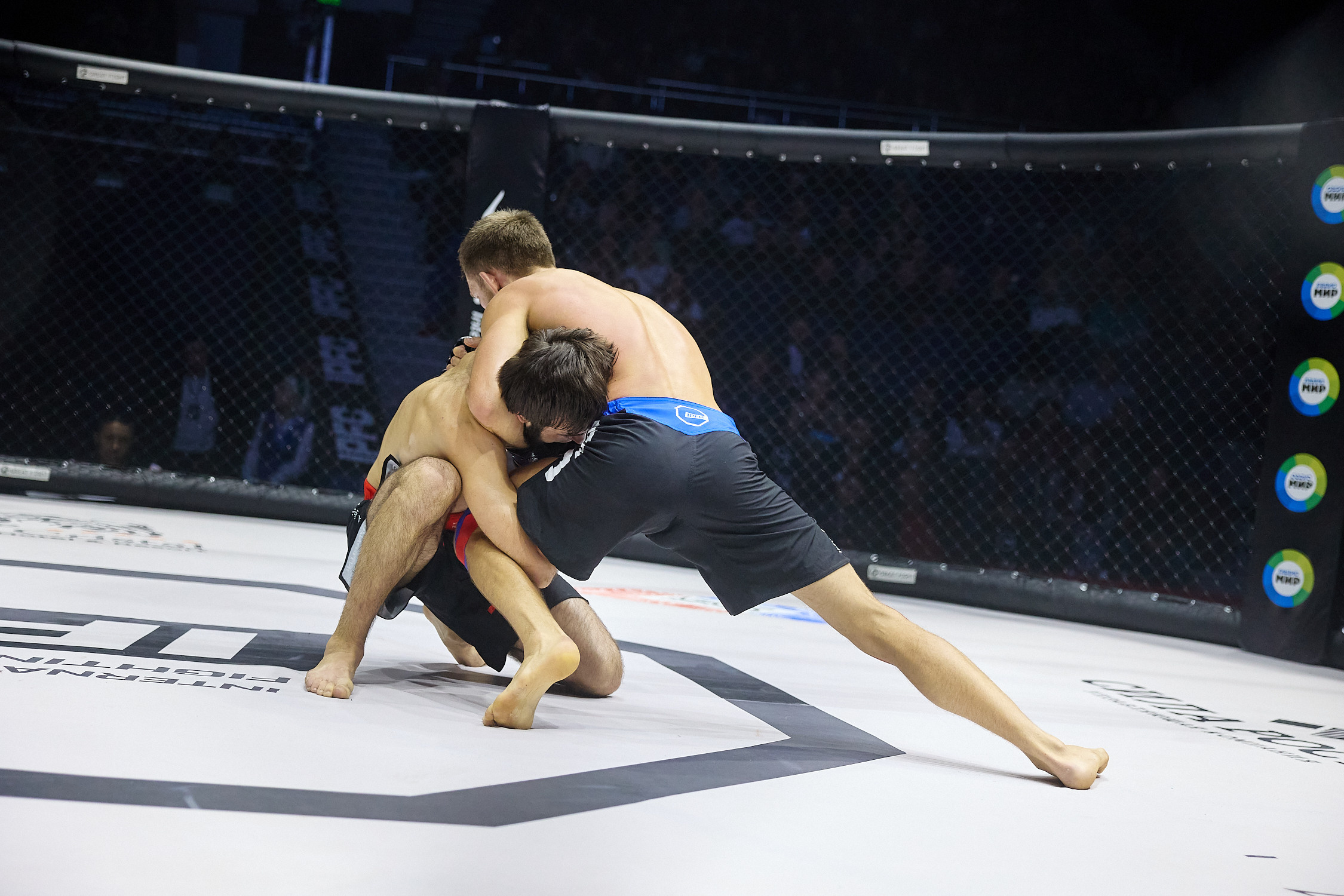 Фотограф спортивный репортаж Владивосток репортажная съёмка Приморский край фотосъёмка спорт