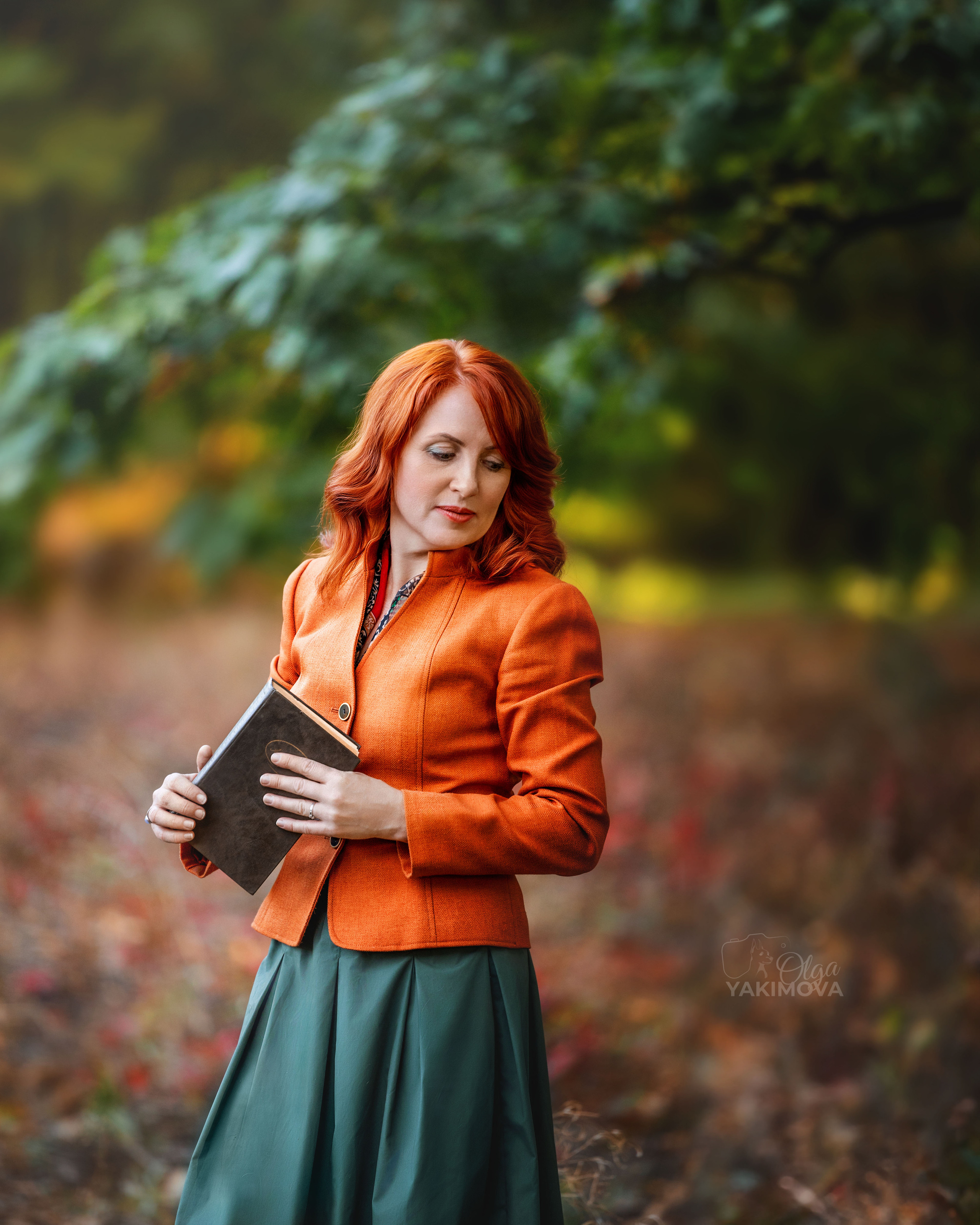 АННА И ЕЕ ХВОСТИКИ. Фотограф