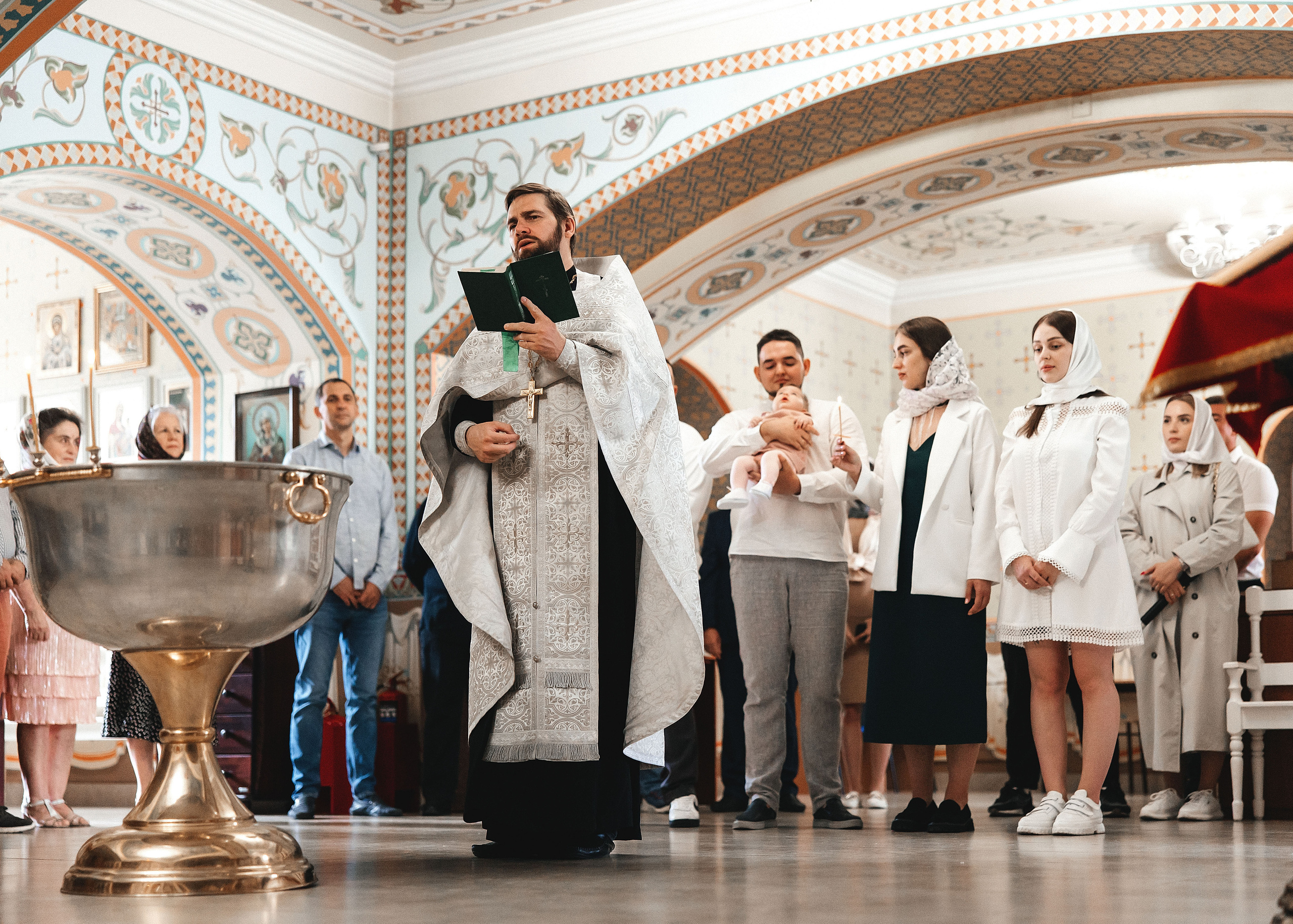 КРЕЩЕНИЕ ЭМИЛИИ. Фотограф