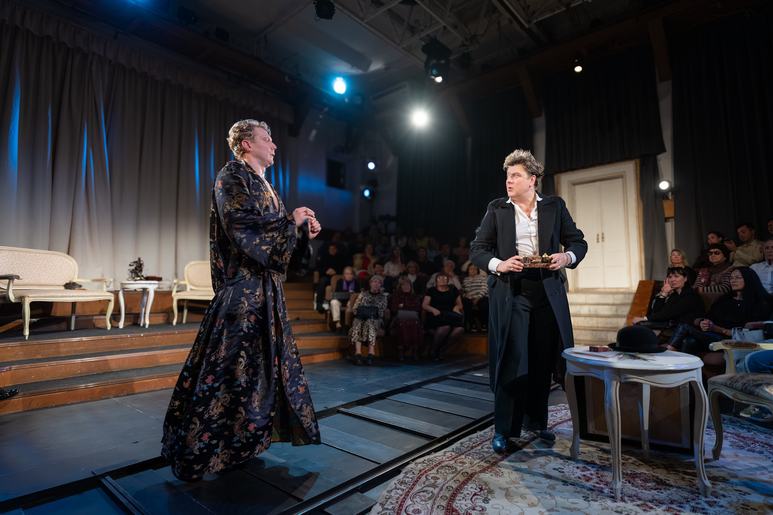 Театр Сфера: Гнездо перелётных птиц (100-й спекталь). Сайт фотографа Сергея Абрамова