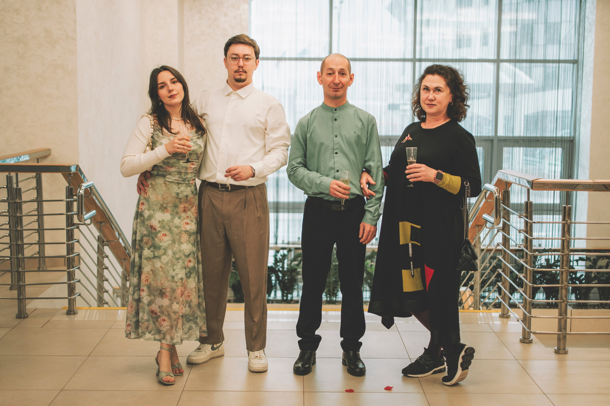 Альберт и Анастасия (Студийная фотосессия, роспись в ДК Нефтяник + фотосессия с гостями). Семейный и свадебный фотограф Губкинский и Ставрополь