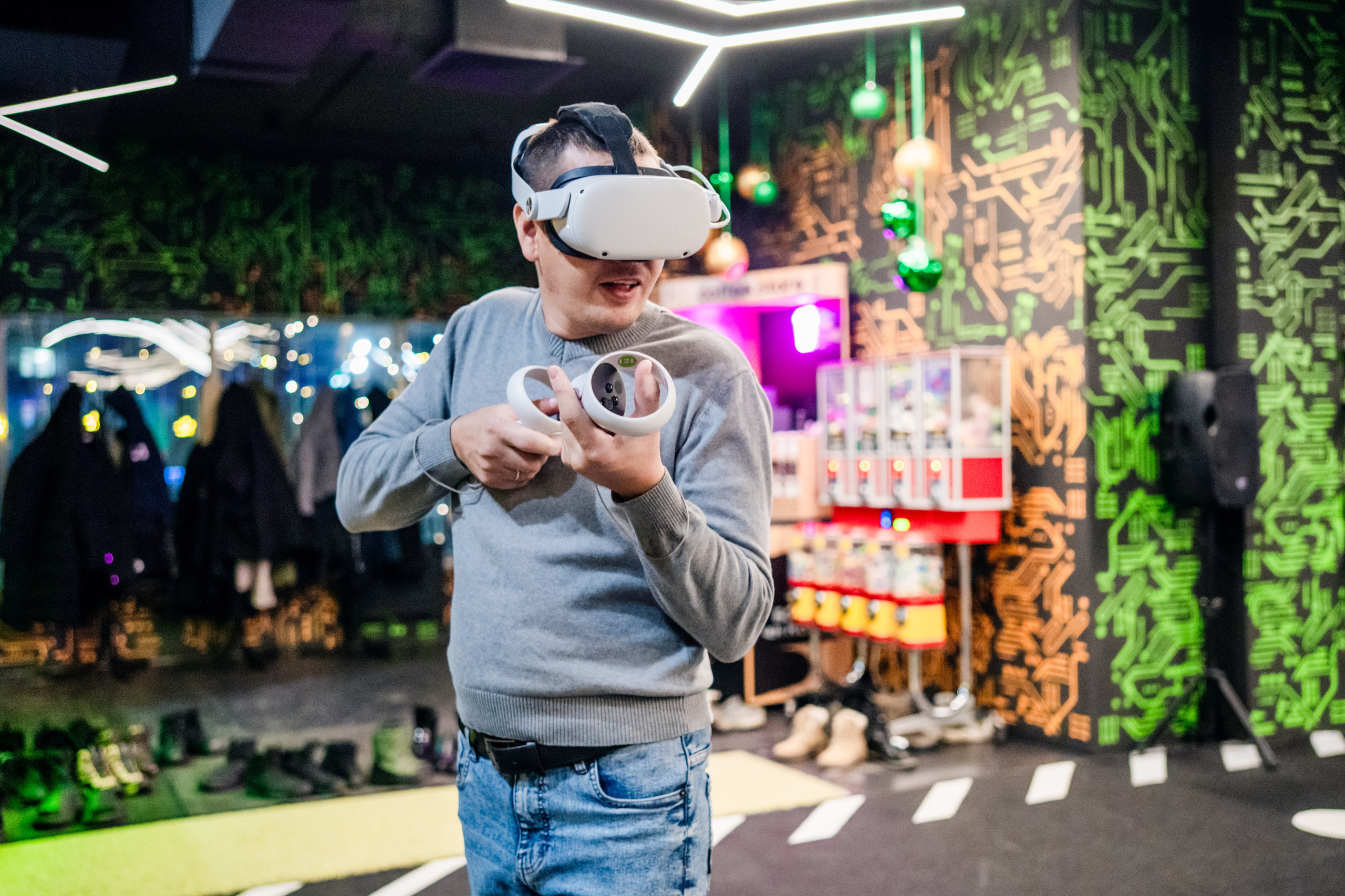 VR (November-December 2024). Felixtones