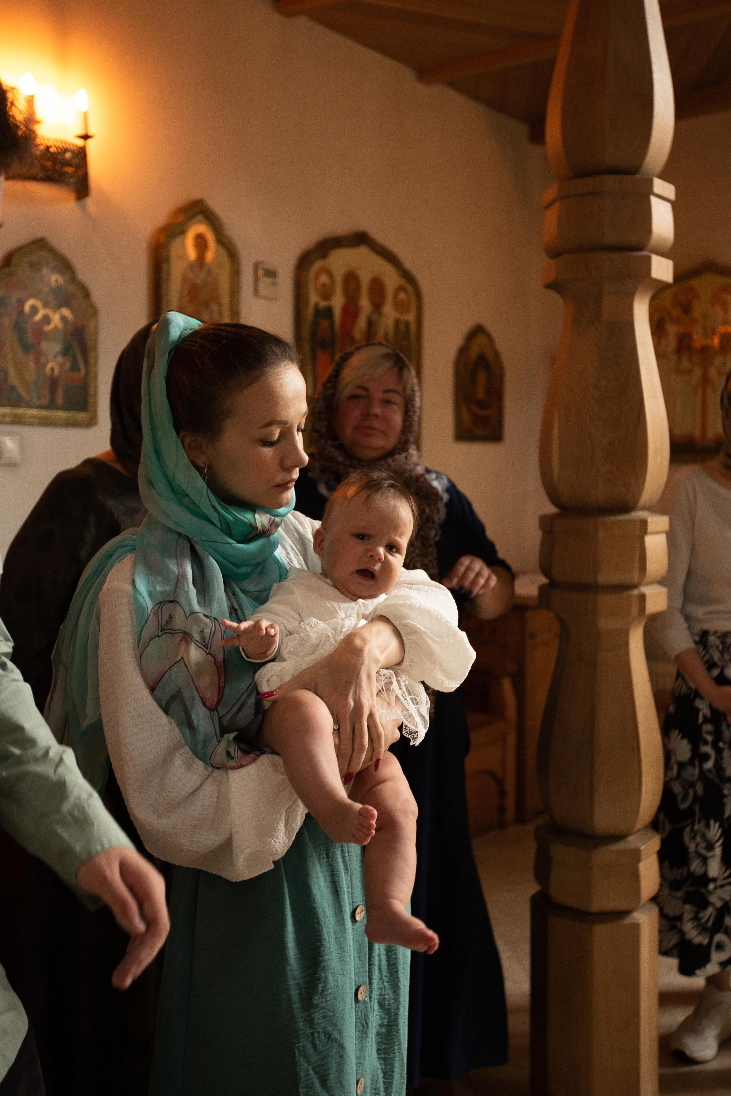 Крещение Ульяны Церковь Георгия Победоносца Хотьково. Свадебный и Семейный фотограф в Москве Александра Вайпер