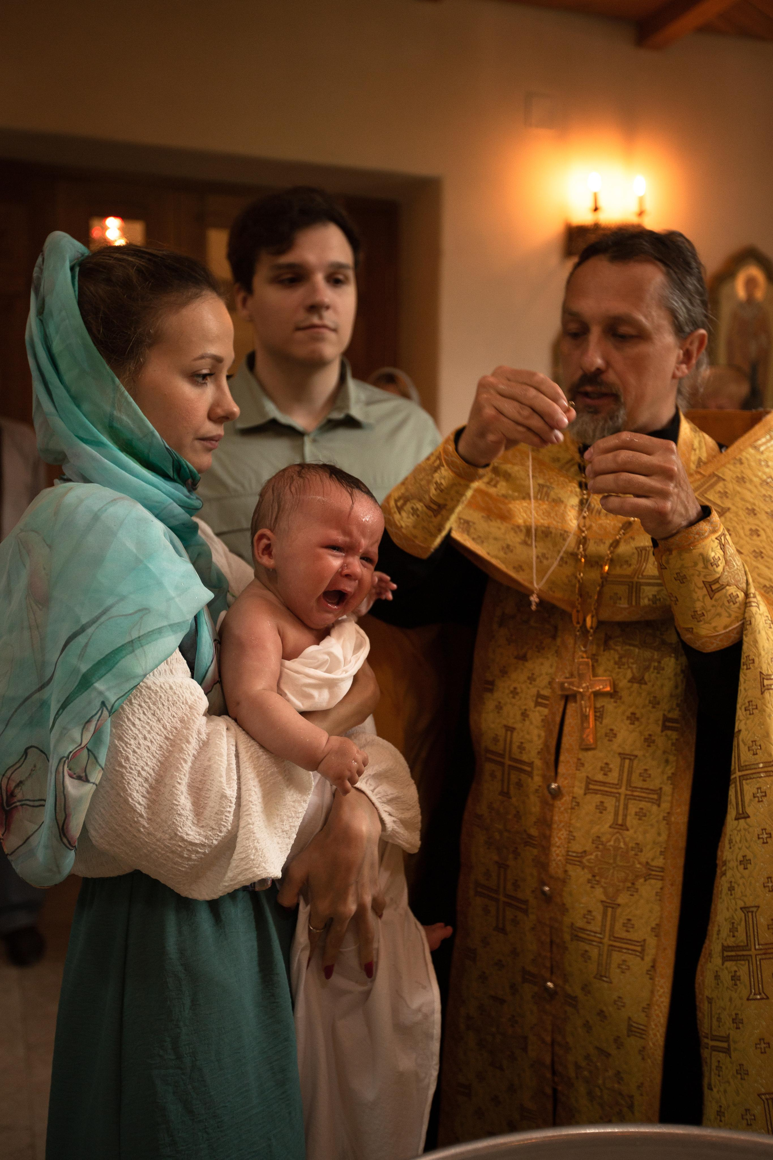Крещение Ульяны Церковь Георгия Победоносца Хотьково. Свадебный и Семейный фотограф в Москве Александра Вайпер