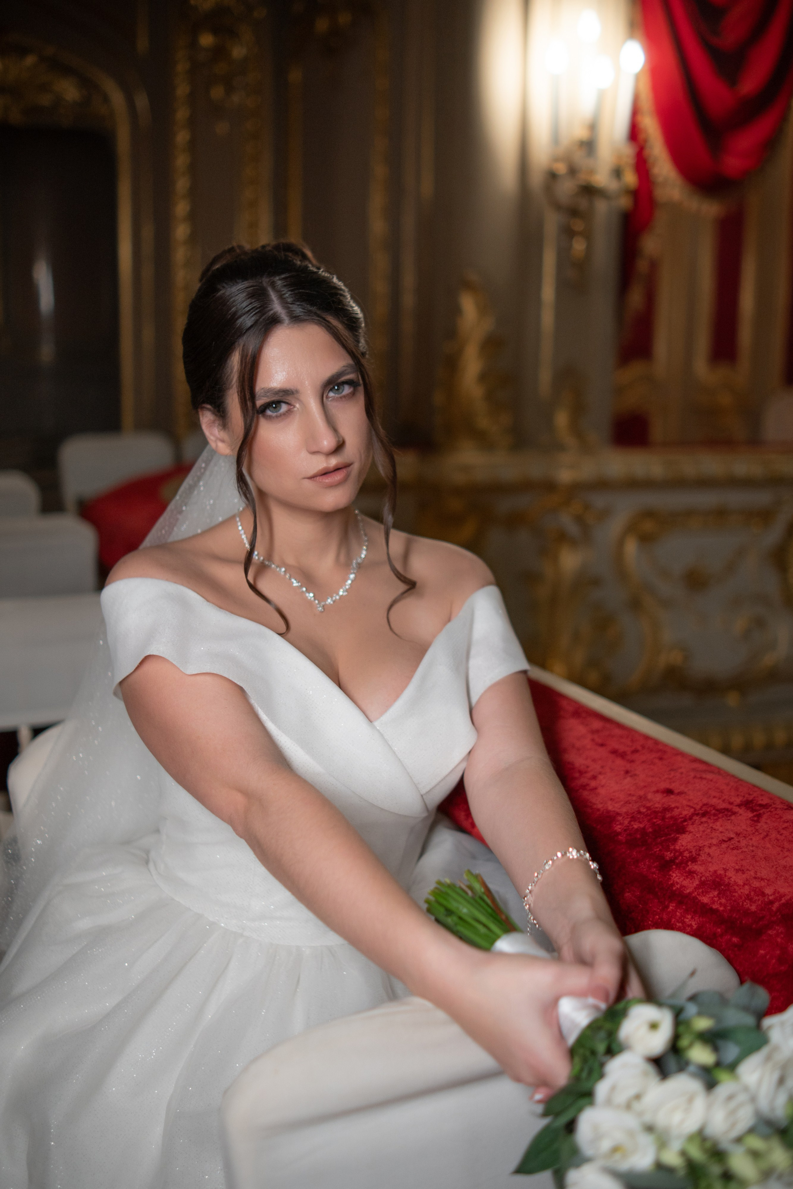 Места для фотосессии зимой в плохую погоду в Санкт-Петербурге. Свадебный фотограф Александр Невский в Санкт-Петербурге