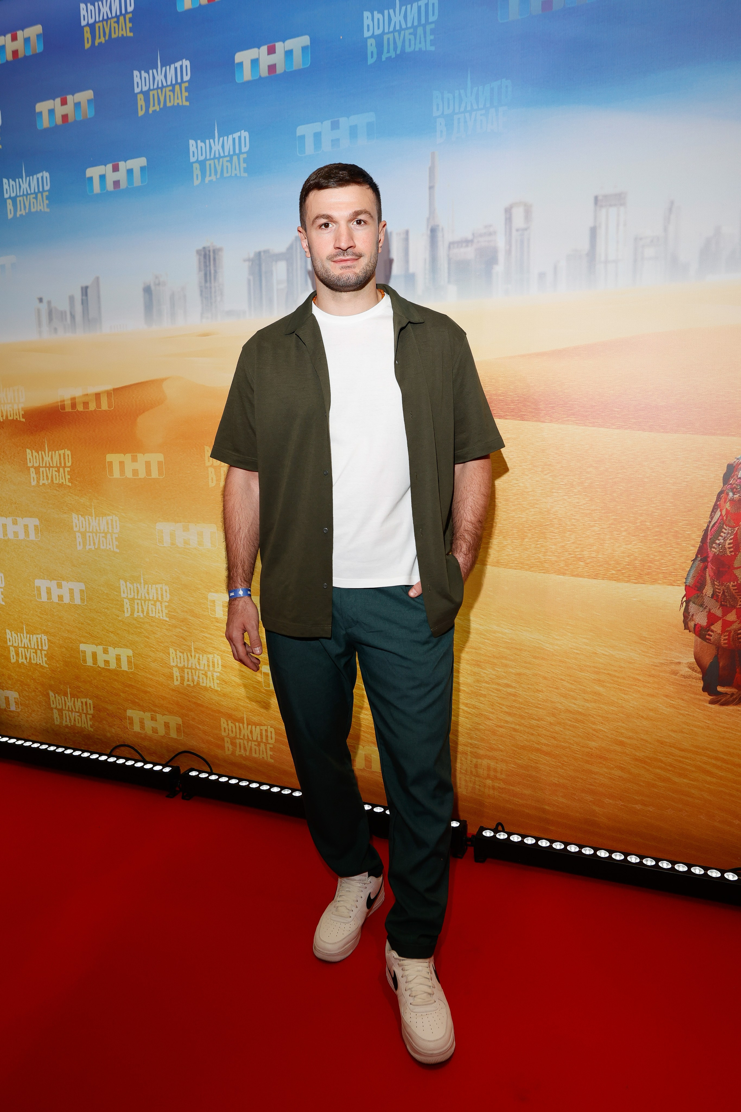 Выжить в Дубае | Кинотеатр «Октябрь» на Новом Арбате | ТНТ. Nikolskayasecular