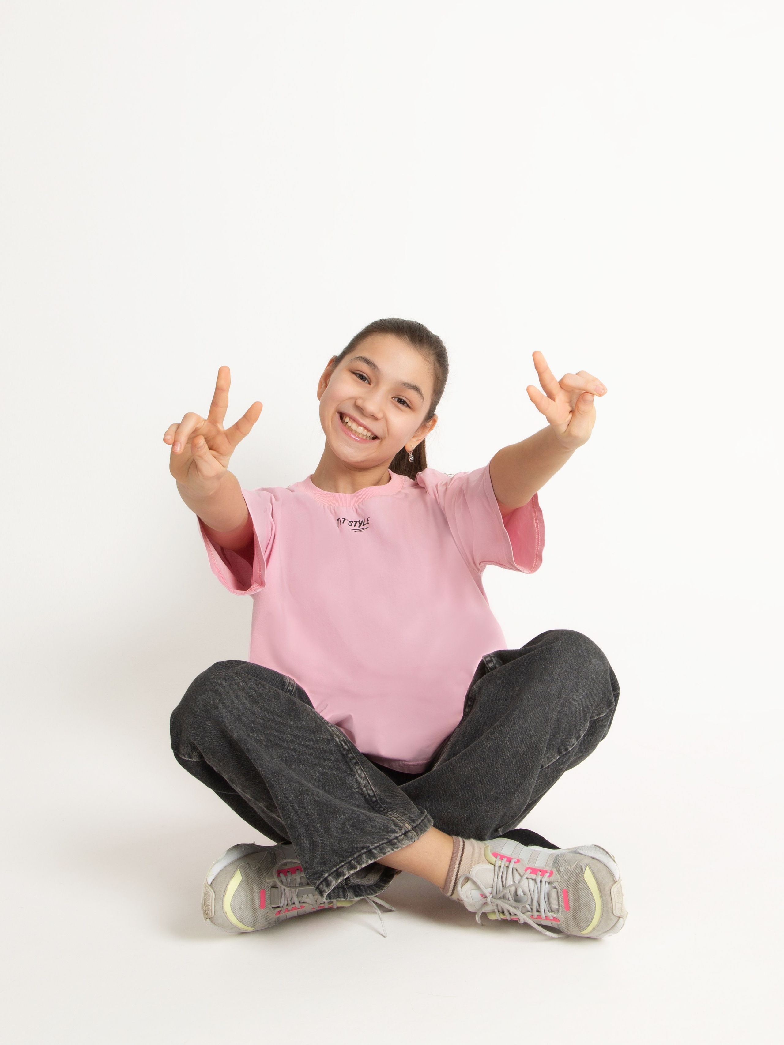 Одежда, обувь. Динара Манурова. Предметный фотограф в Москве