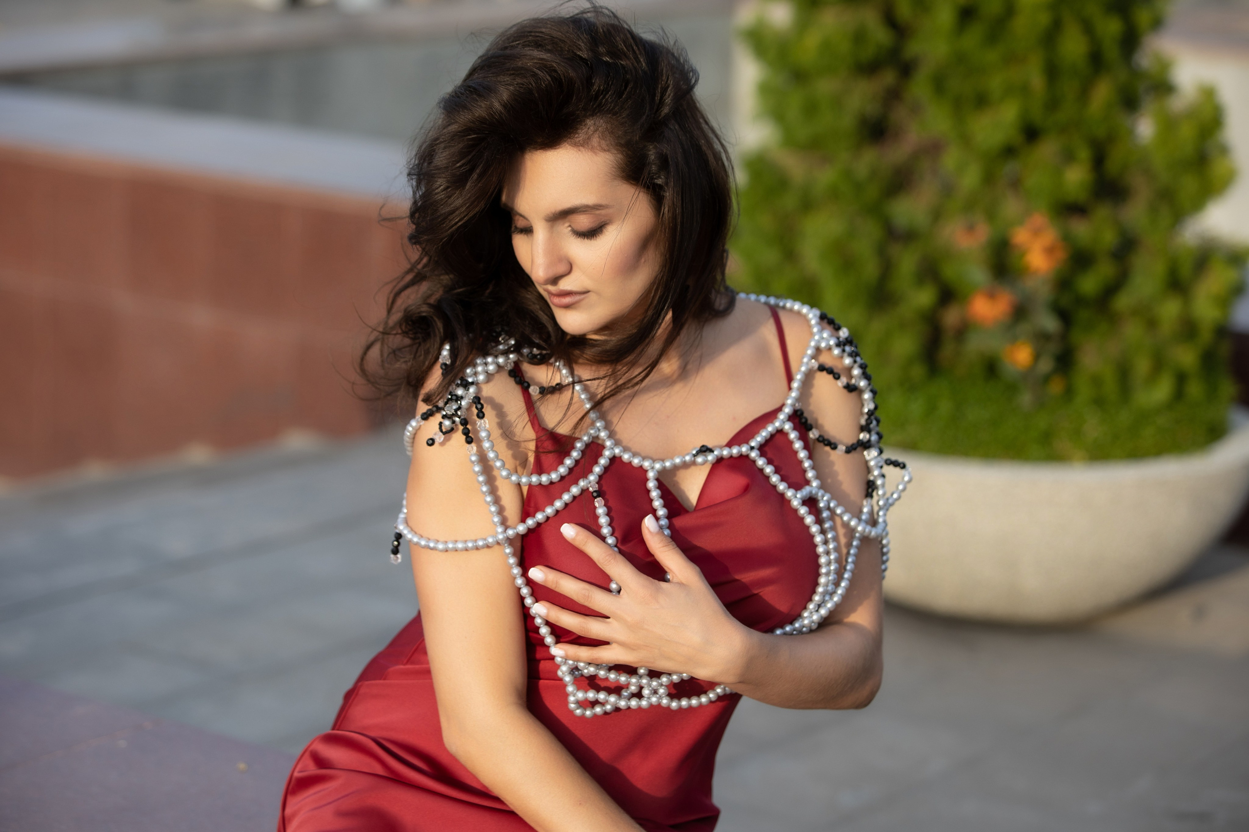 Фотосессия для Кристины в украшениях ручной работы Анны Максаковой. Фото для рекламы. Фотограф в Астрахани Айлет Утегенова