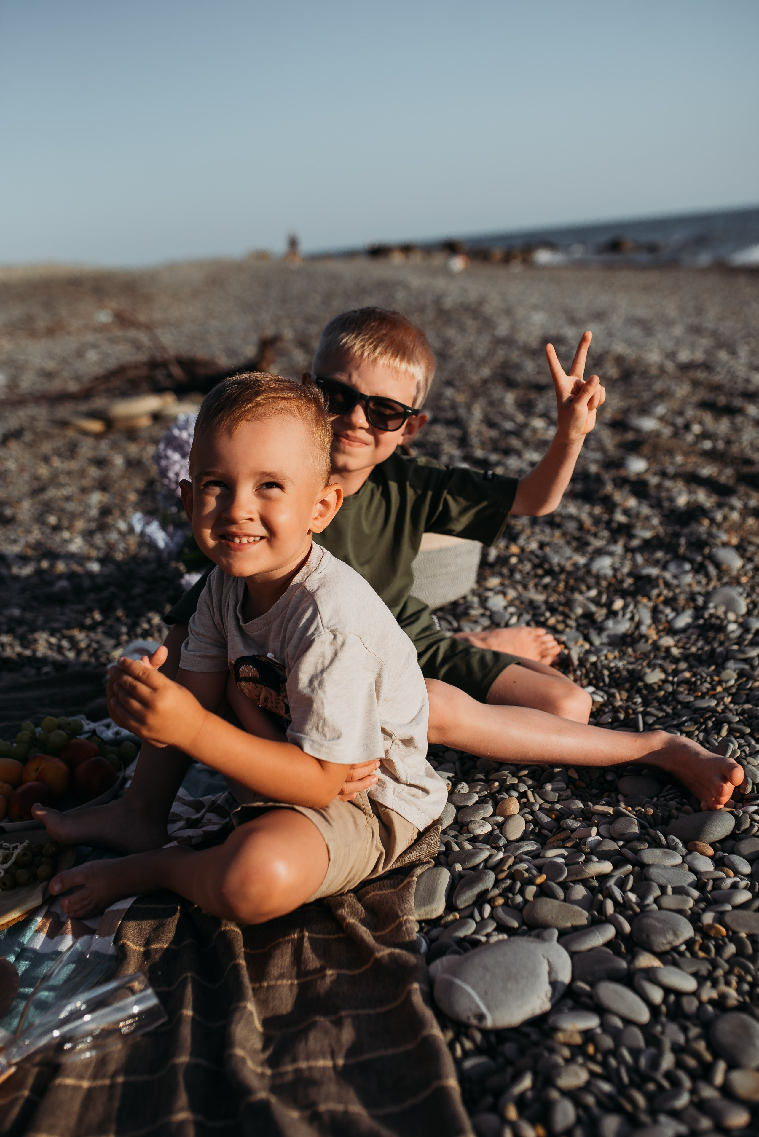 Семейная фотосессия на пляже Сочи Сириус Лазаревская. Фотограф в Сочи — Маргарита Поганова