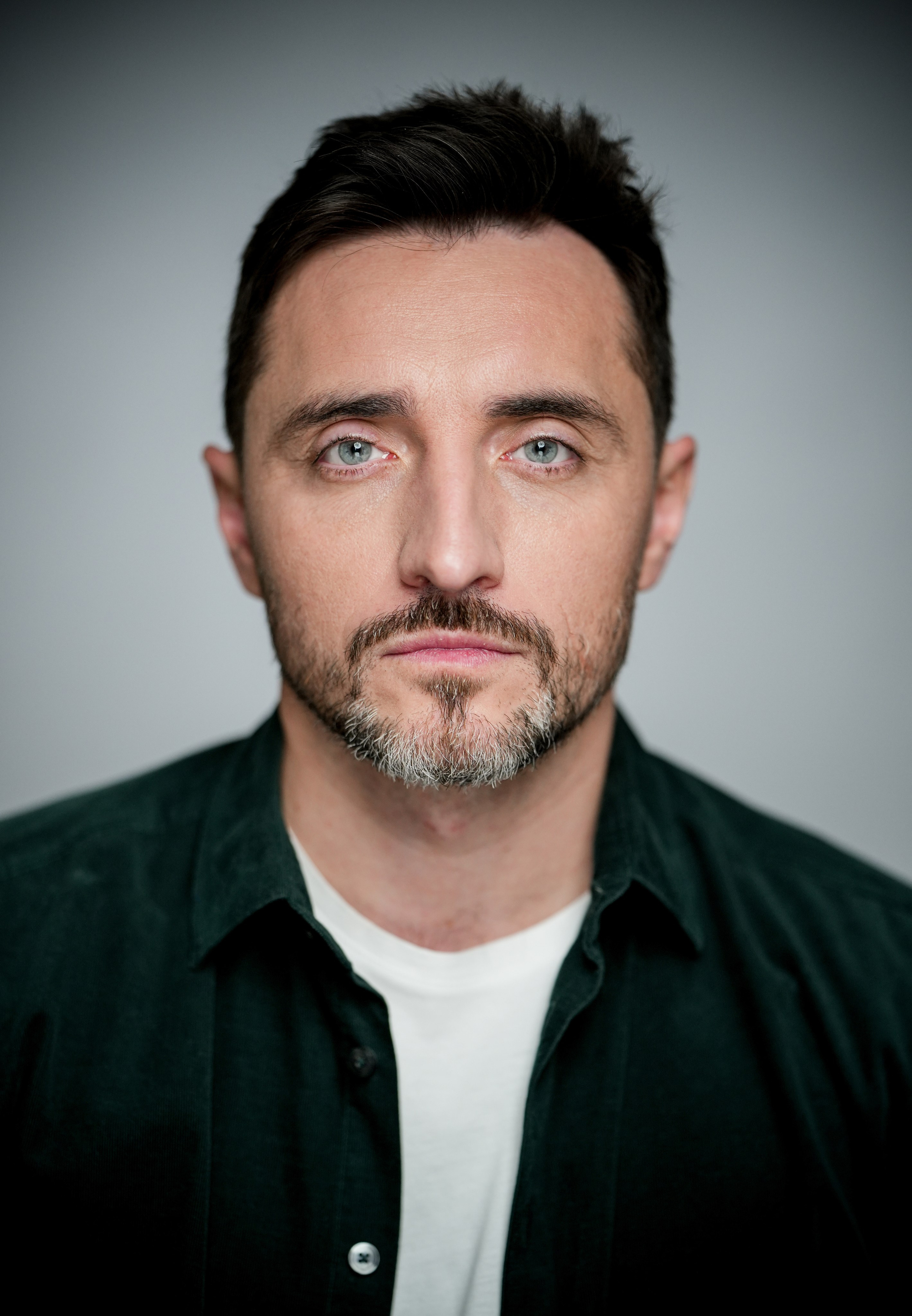 Актер Алексей Лосихин. Портретная съемка в Москве, студийный фотограф Игорь Фомин