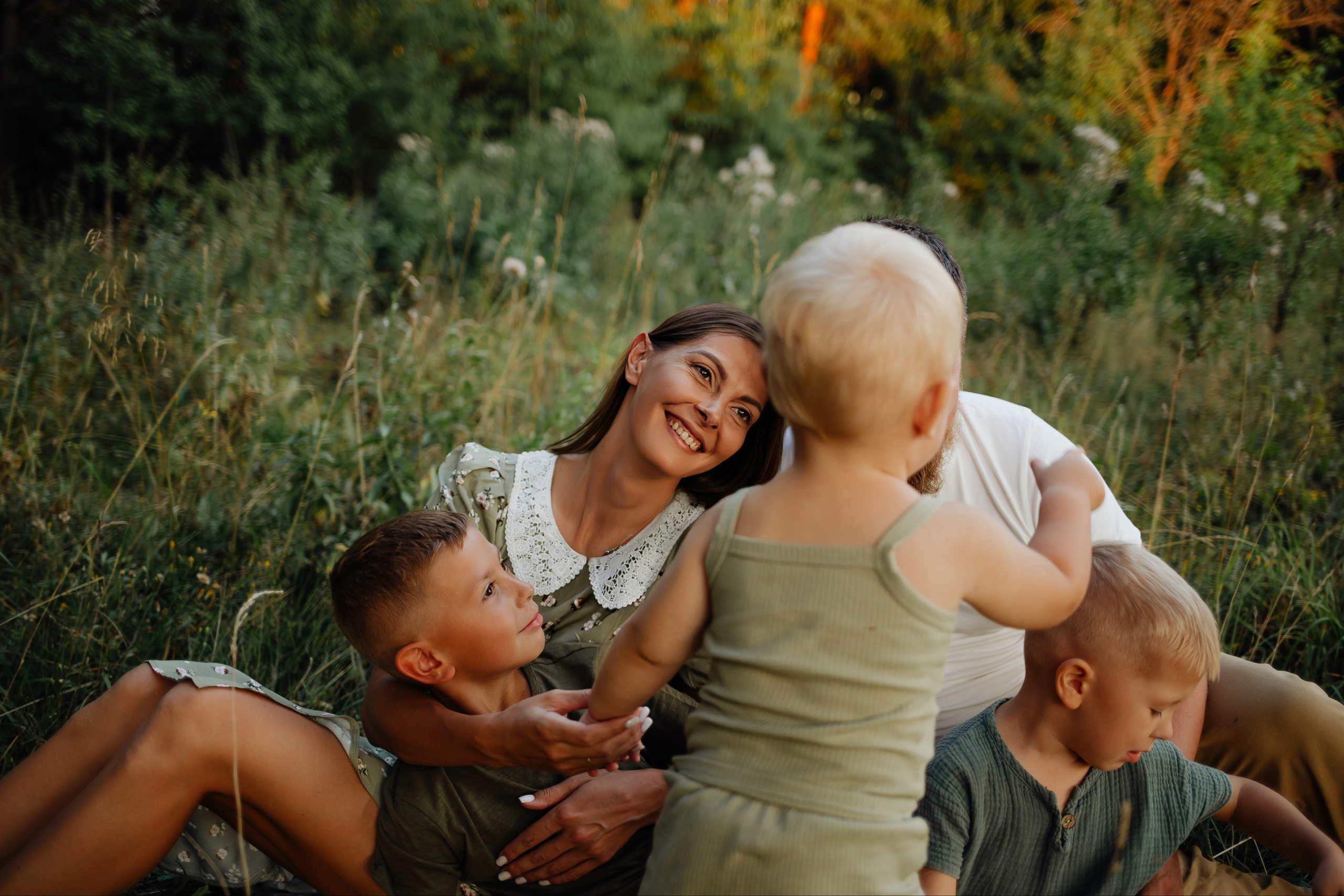 Семейная съемка на природе. Женский фотограф в Саратове Анастасия Вишневская