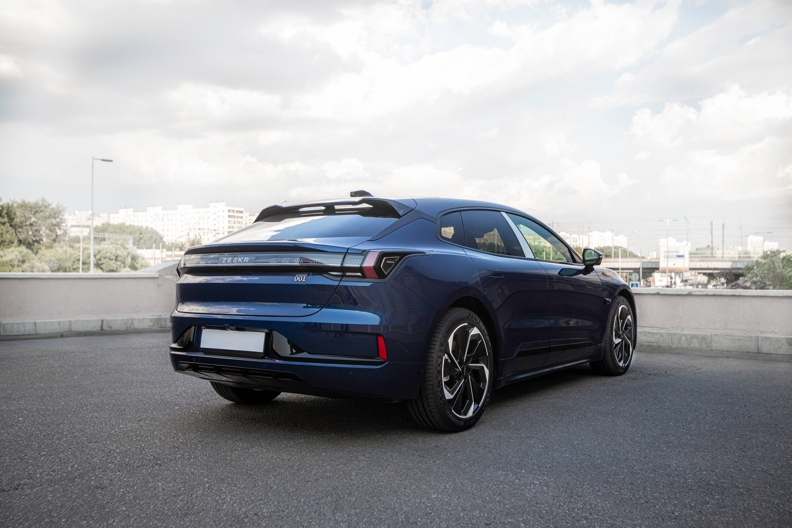 Zeekr 001. Автомобильный фотограф в Москве Андрей Емельянов