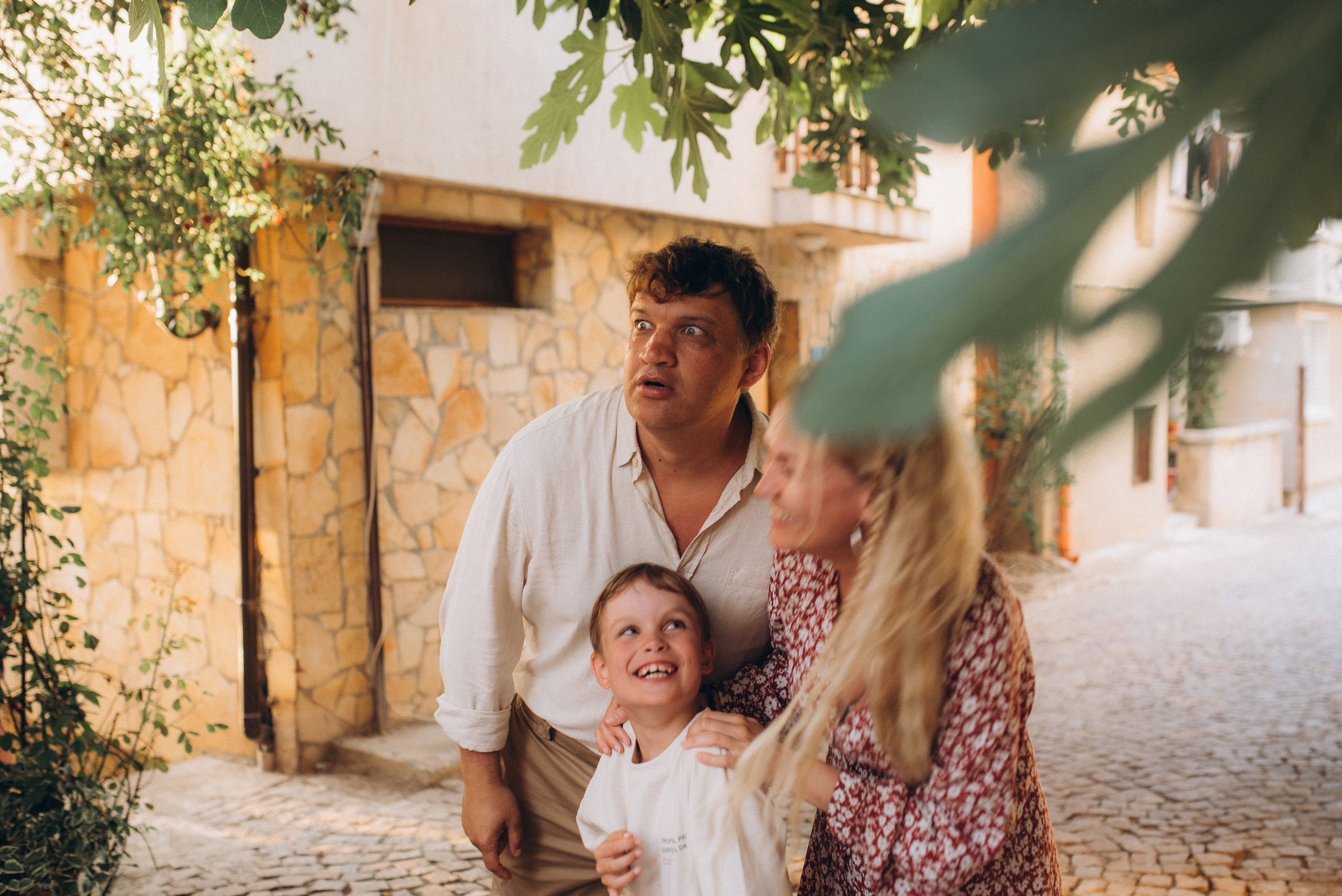 Яна и семья старый Созополь. Фотограф в Болгарии. Фотограф в Созополе